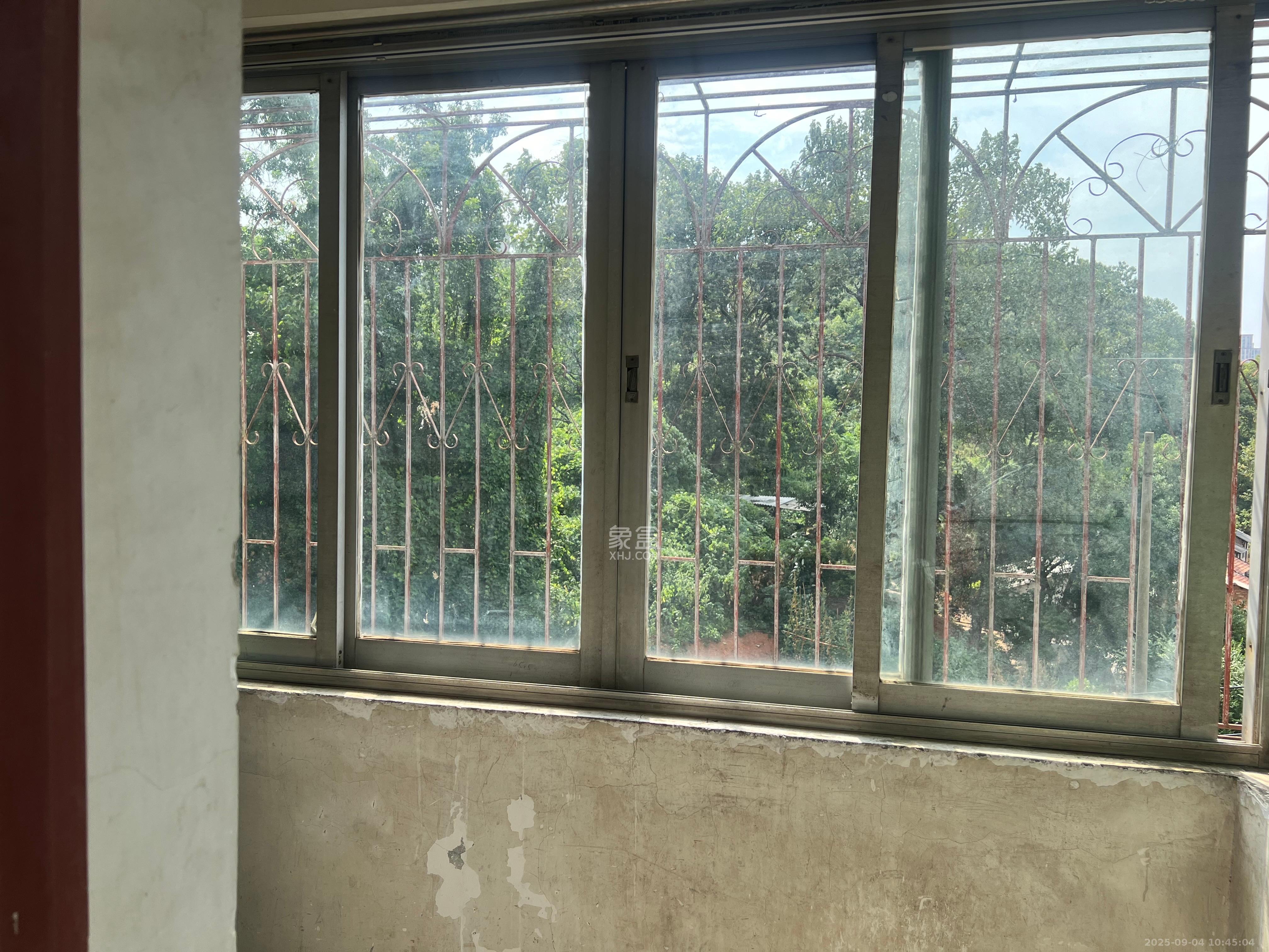 谢家冲  2室1厅1卫    1200.0元/月 谢家冲  2室1厅1卫    1200.0元/月室内图