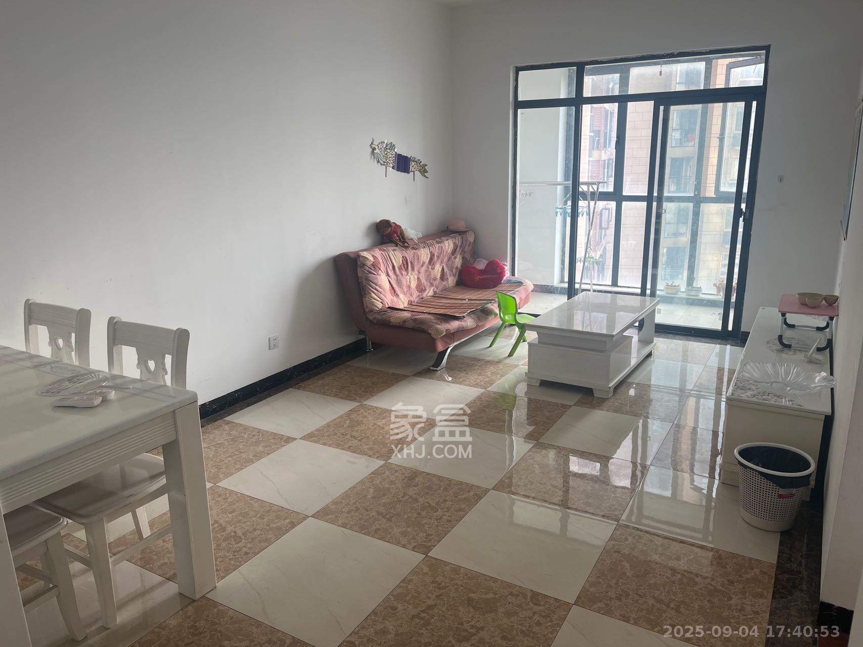 高升时代广场（冠铭商务中心）  3室1厅1卫    2100.0元/月室内图