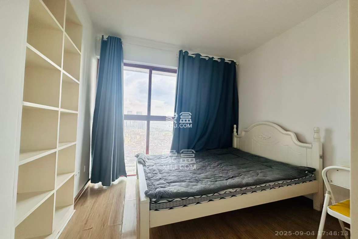 青和上座(上味舫大厦) 1室1厅1卫 2200.0元/月 青和上座(上味舫大厦) 1室1厅1卫 2200.0元/月室内图