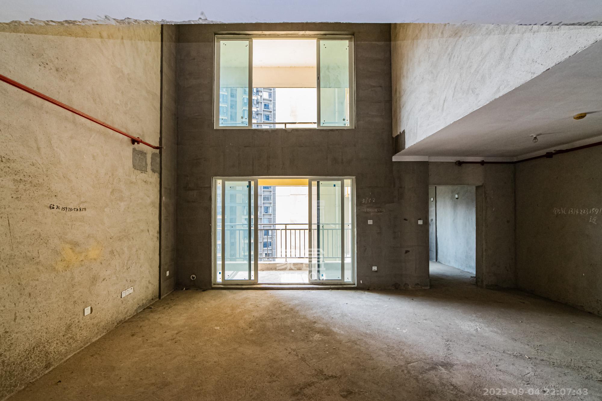 北辰三角洲E7区  5室2厅3卫    407.0万 北辰三角洲E7区  5室2厅3卫    407.0万