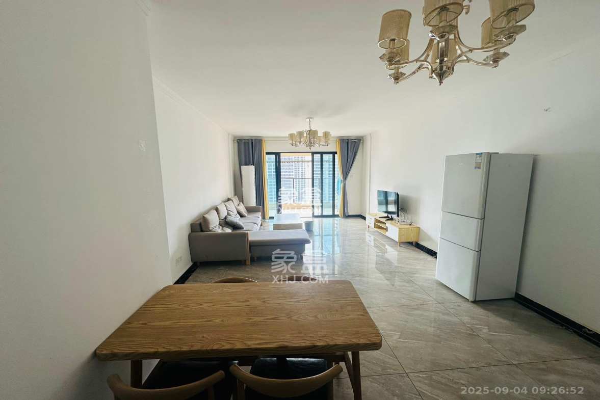 万润滨江天著  4室2厅2卫    2600.0元/月 万润滨江天著  4室2厅2卫    2600.0元/月室内图