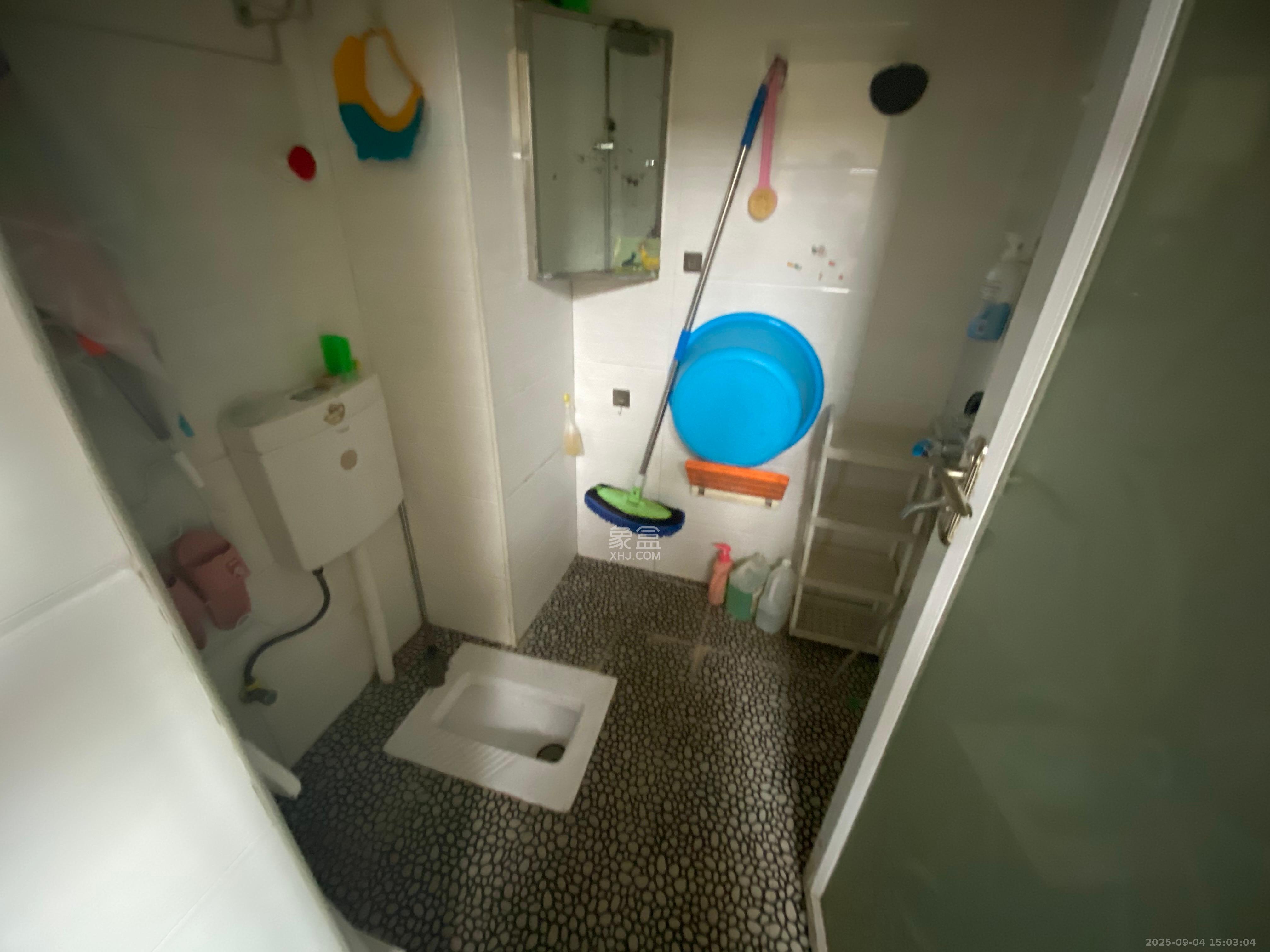 阳光锦城  2室1厅1卫    2000.0元/月室内图