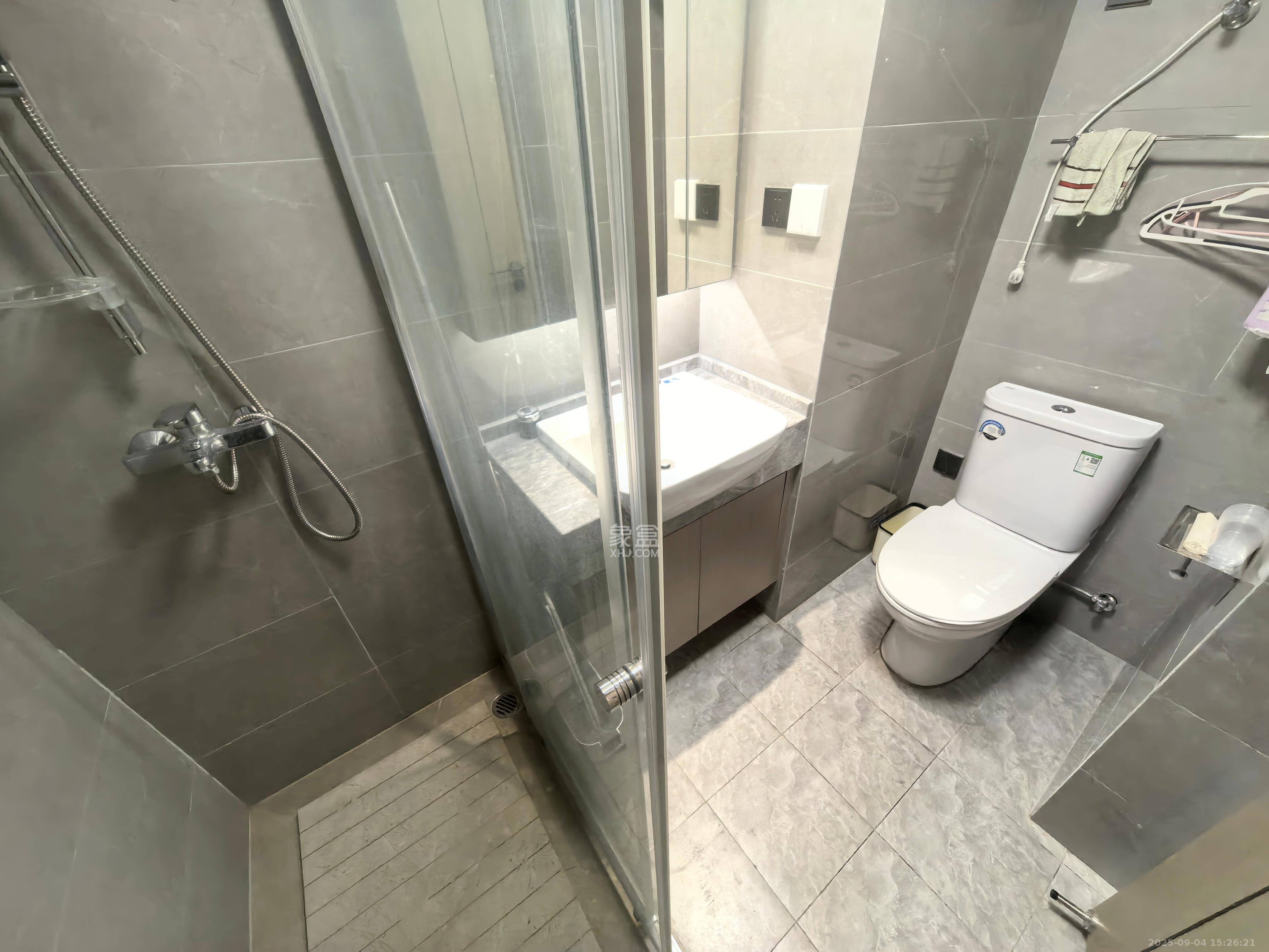 中建宝铂公馆   43.3㎡     1800.00元/月室内图
