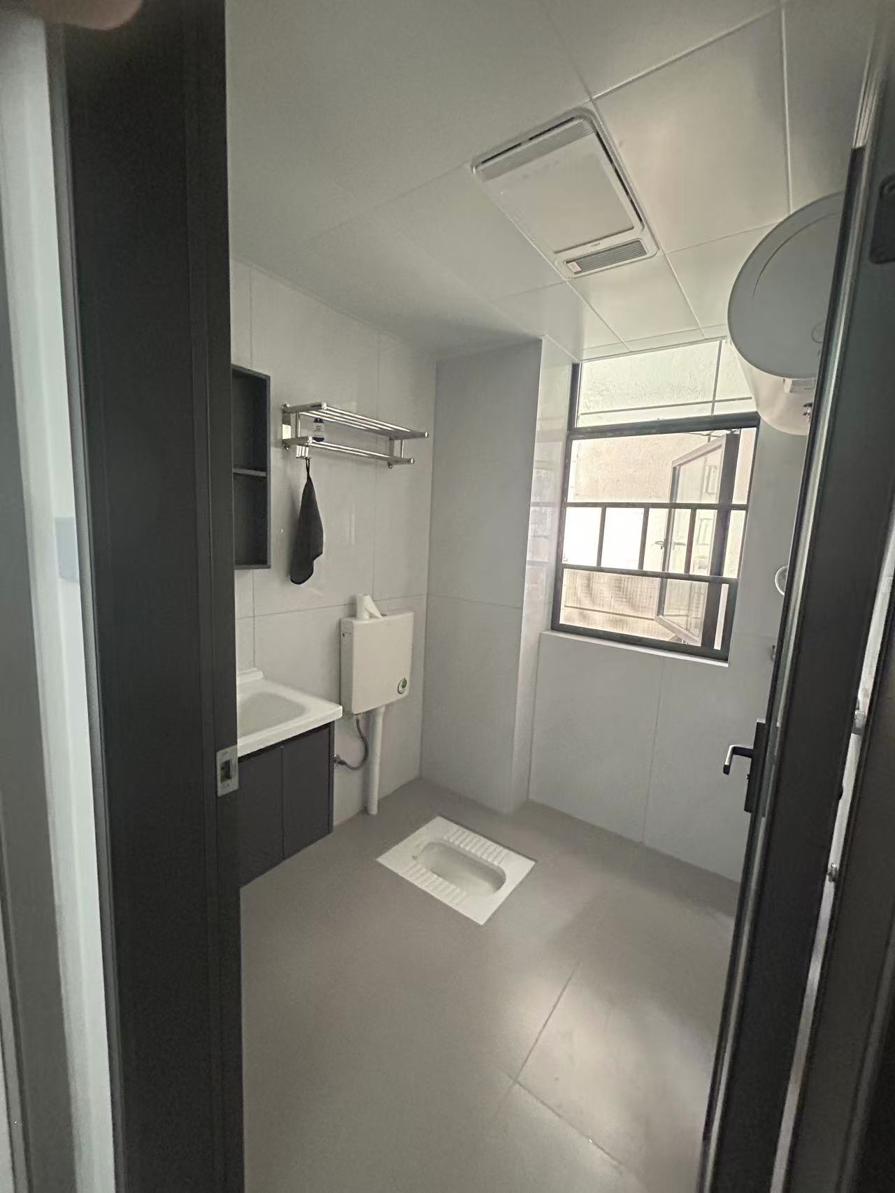 高新活力城 2室1厅1卫 1800.0元/月 高新活力城 2室1厅1卫 1800.0元/月室内图