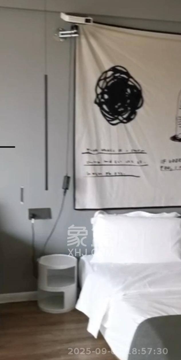 复地星光天地 1室1厅1卫 1600.0元/月 复地星光天地 1室1厅1卫 1600.0元/月室内图