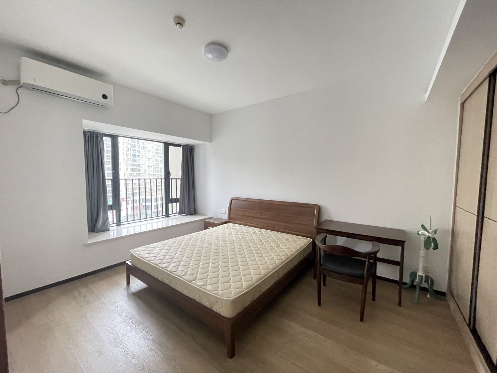 华润中心二期东悦府 3室1厅1卫 4800.0元/月 华润中心二期东悦府 3室1厅1卫 4800.0元/月室内图