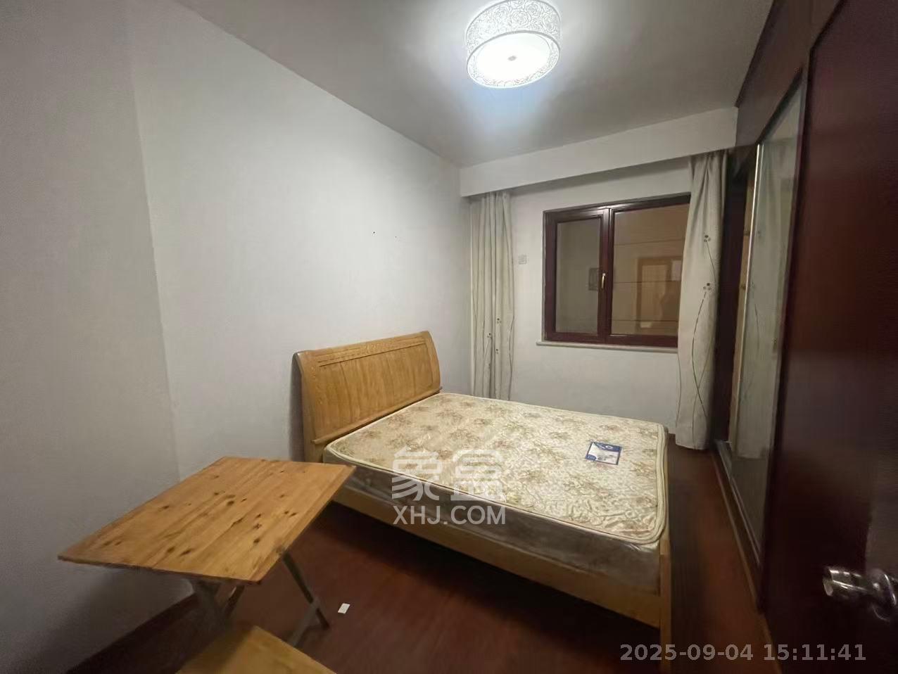 湖南宾馆  4室2厅2卫    4500.0元/月 湖南宾馆  4室2厅2卫    4500.0元/月室内图