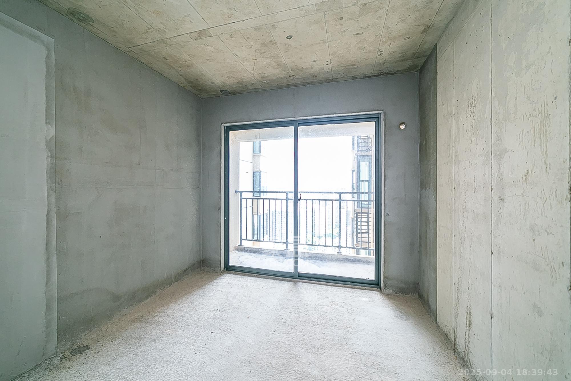 岭福家苑（天心佳苑）  3室2厅2卫    108.0万卧室