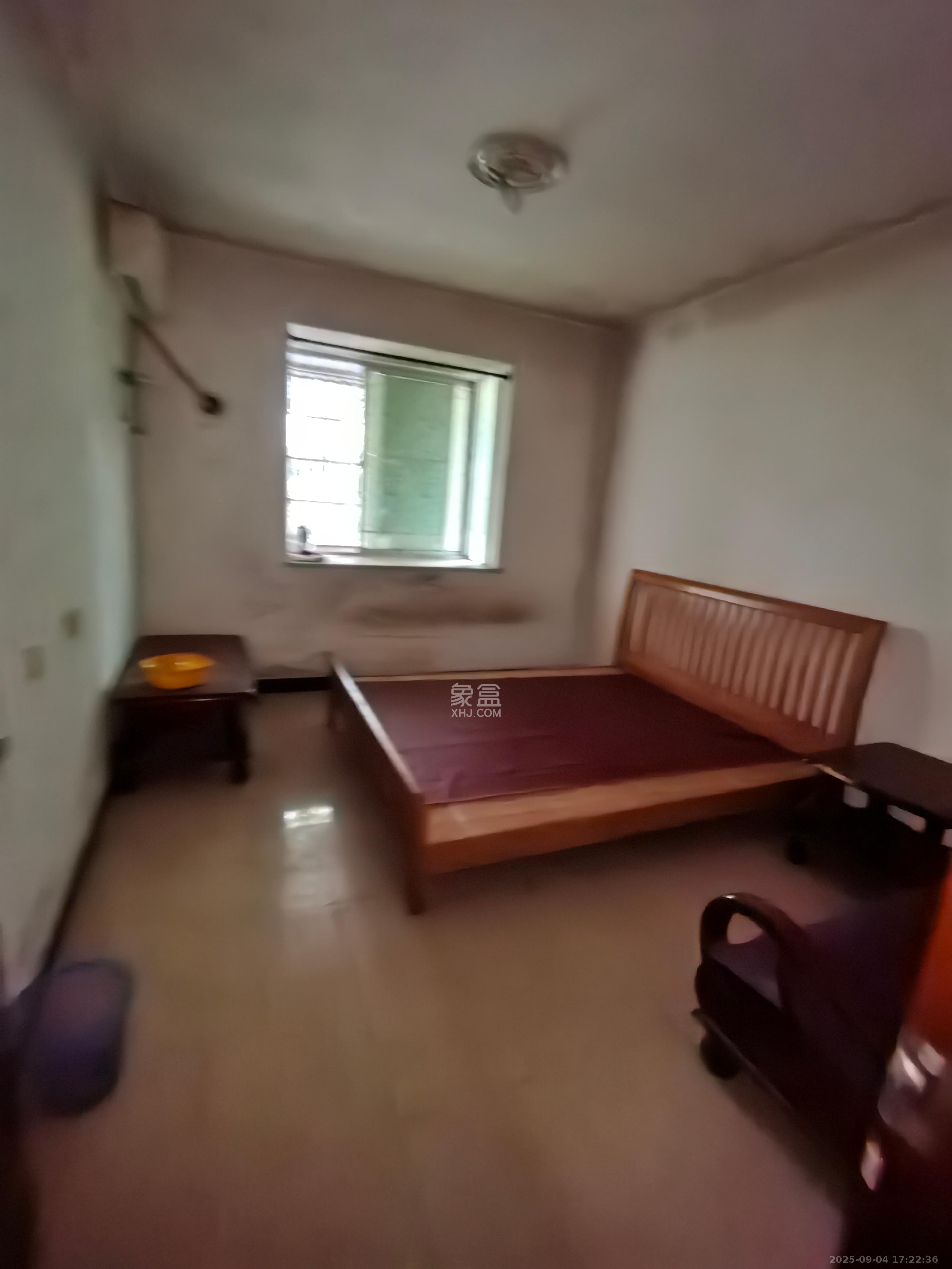 中南汽车世界 2室1厅1卫 1000.0元/月 中南汽车世界 2室1厅1卫 1000.0元/月室内图