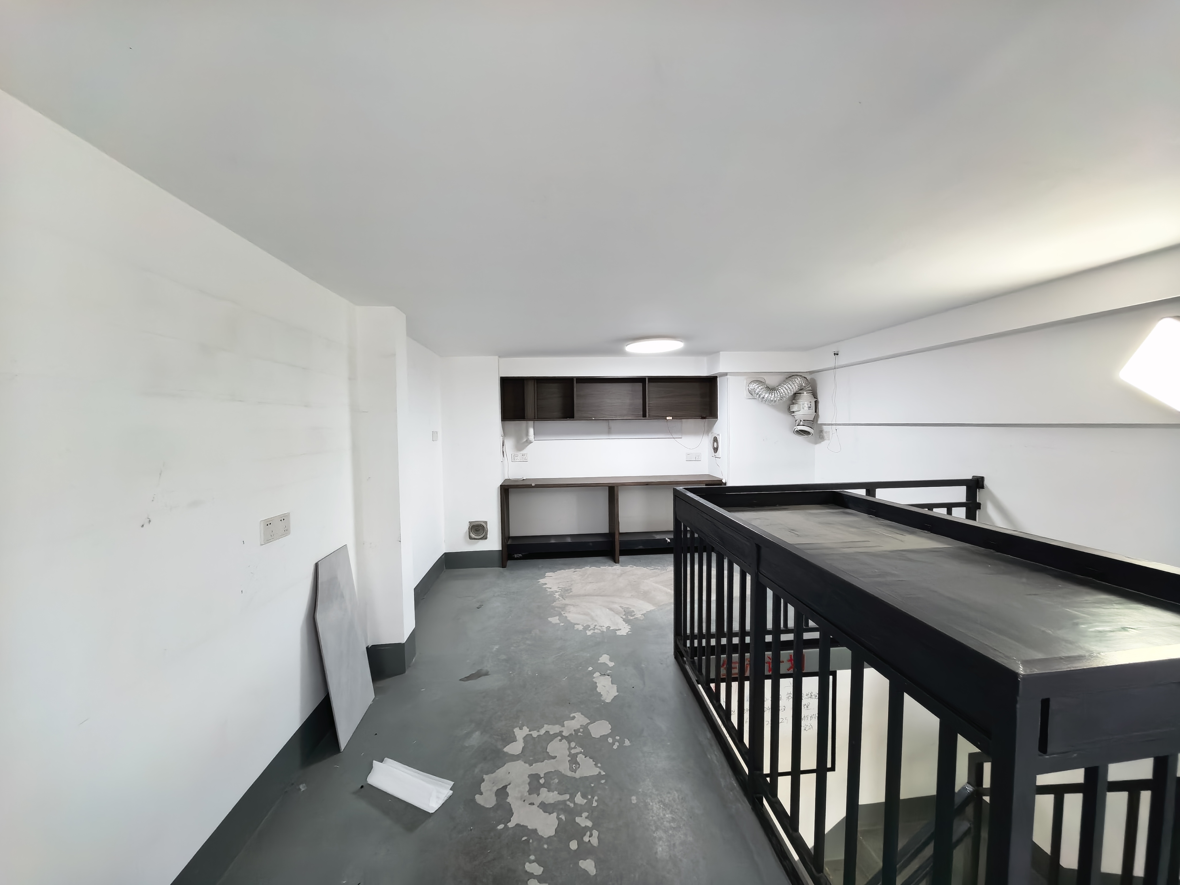 华润置地广场二期 1室1厅1卫 1800.0元/月 华润置地广场二期 1室1厅1卫 1800.0元/月户型图