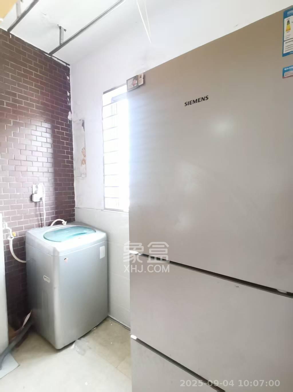 中国铁建国际城一期 3室2厅1卫 1600.0元/月 中国铁建国际城一期 3室2厅1卫 1600.0元/月室内图