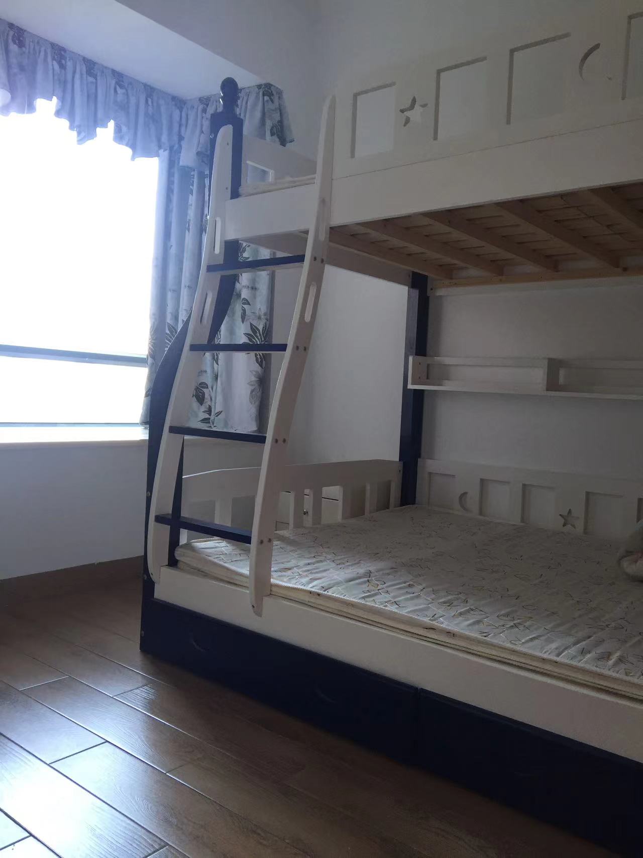 亚太.银泉花园  2室2厅1卫    2000.0元/月 亚太.银泉花园  2室2厅1卫    2000.0元/月室内图