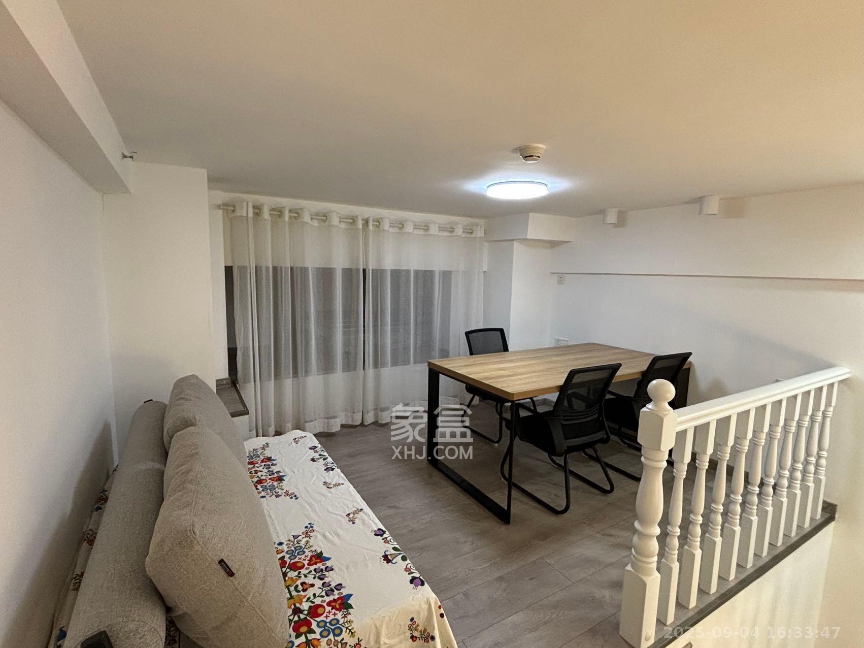 藏珑湖上公馆 2室1厅1卫 2800.0元/月 藏珑湖上公馆 2室1厅1卫 2800.0元/月室内图