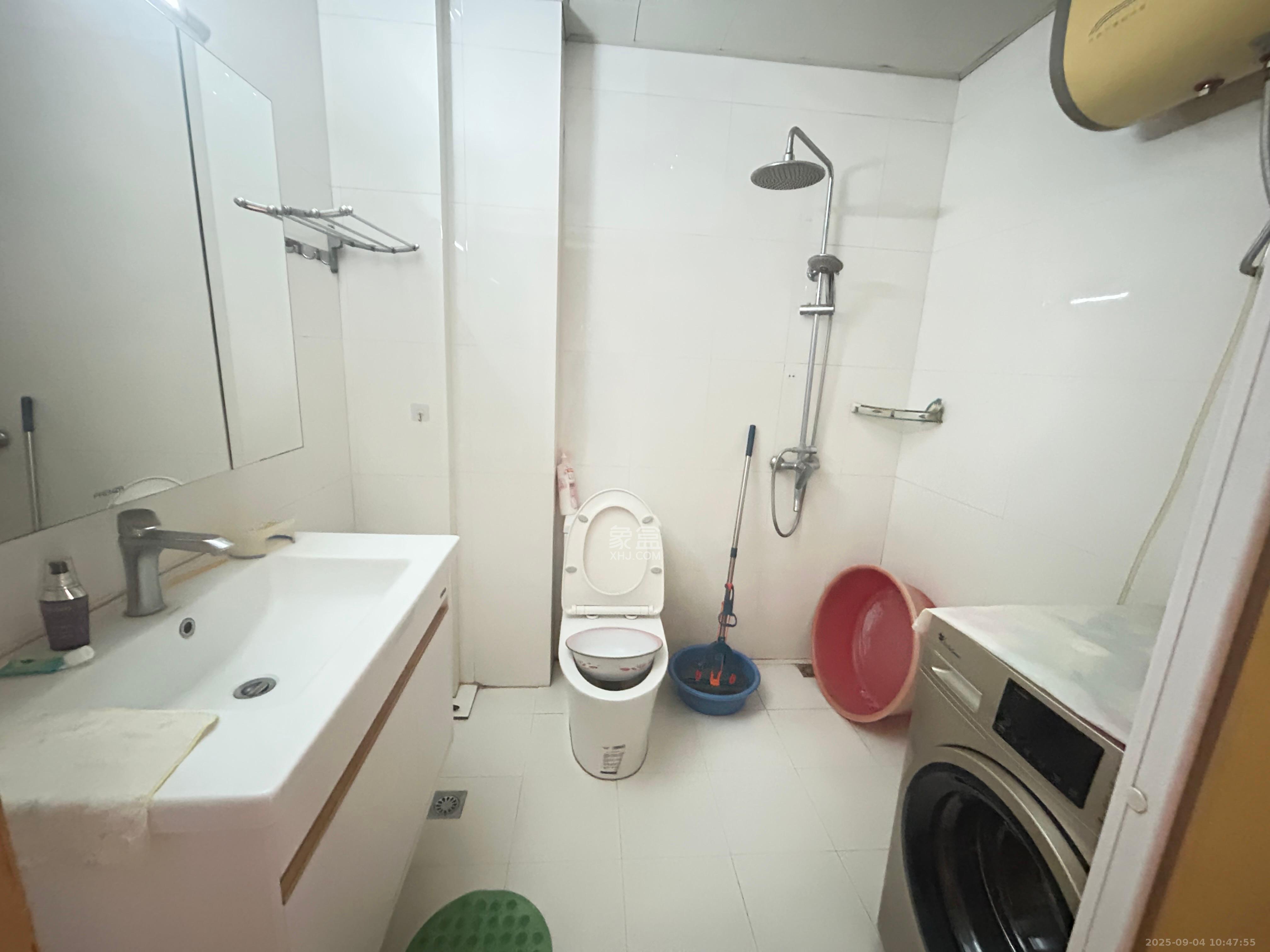 西江庭院（盐业集团宿舍）  2室2厅2卫    2300.0元/月室内图