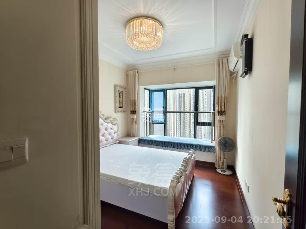 恒大华府 2室2厅1卫 2400.0元/月 恒大华府 2室2厅1卫 2400.0元/月室内图