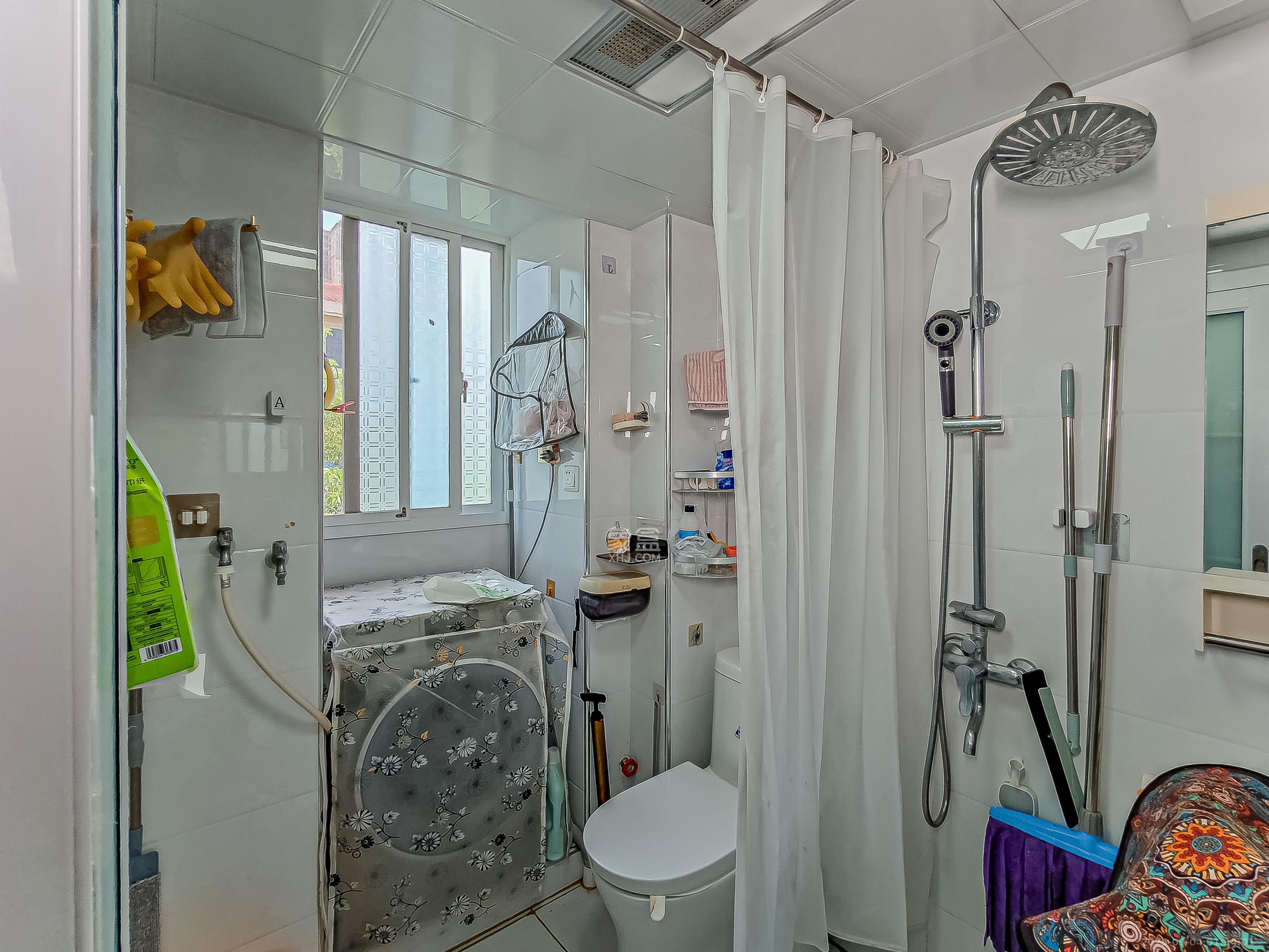 广厦新村  3室2厅1卫    46.8万卫生间