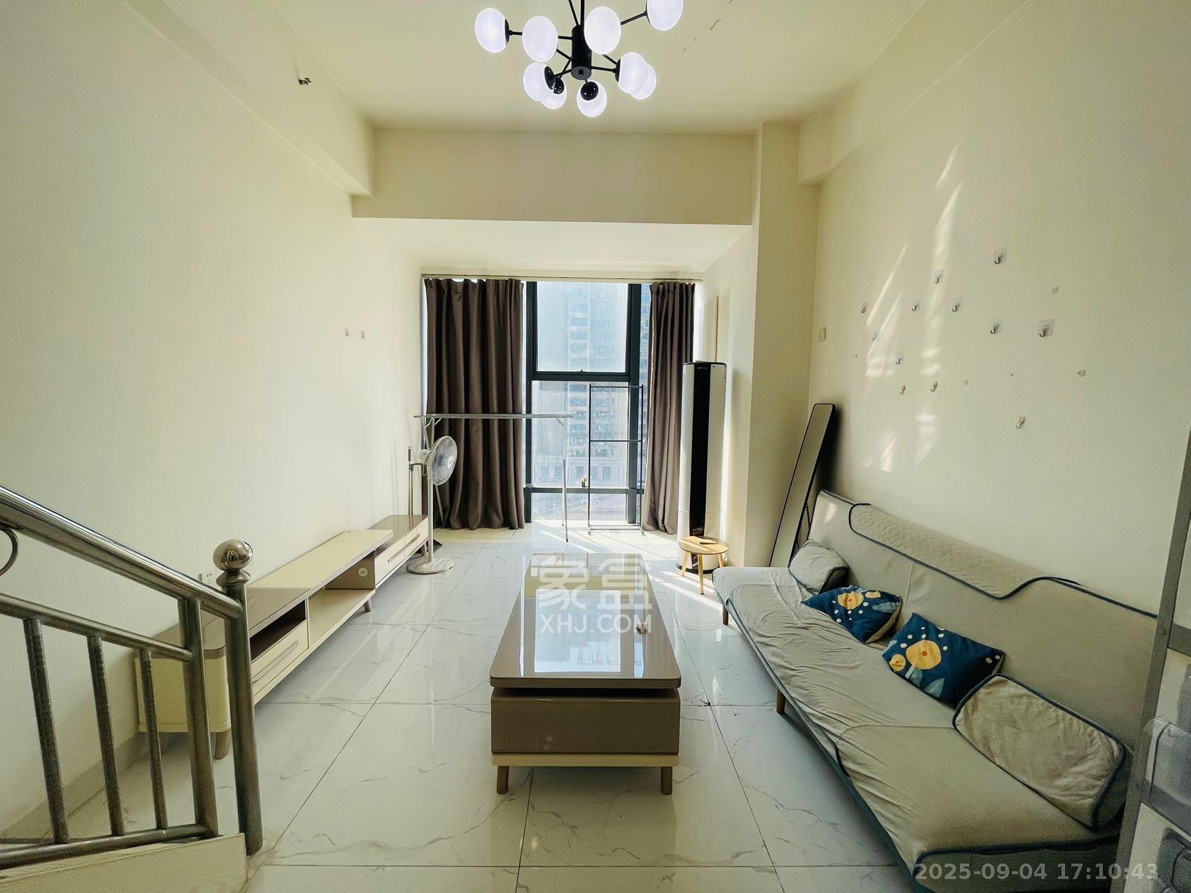 裕天国际商汇中心 1室1厅1卫 1200.0元/月 裕天国际商汇中心 1室1厅1卫 1200.0元/月室内图