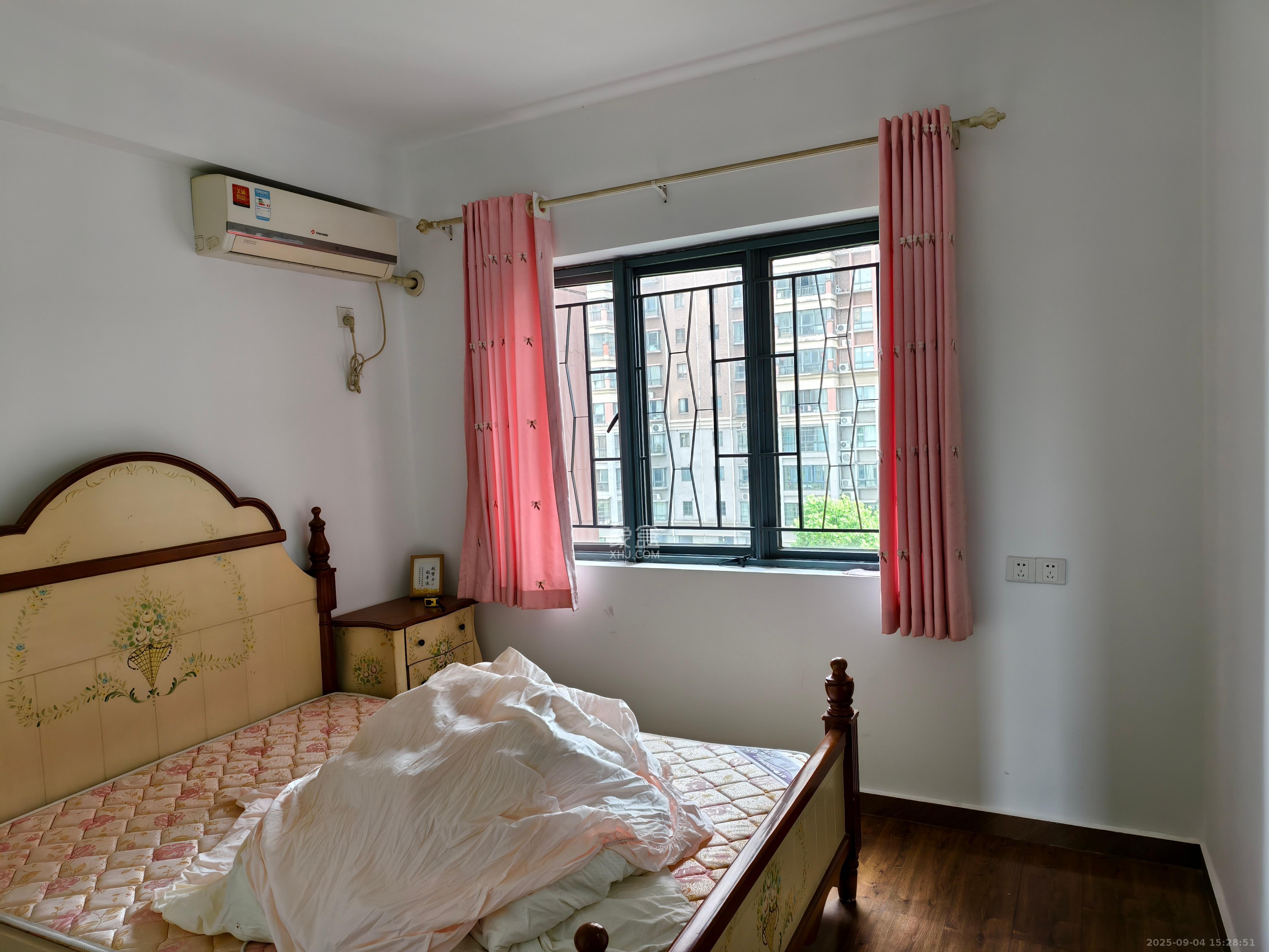 上海城小区  4室2厅2卫    2500.0元/月 上海城小区  4室2厅2卫    2500.0元/月室内图