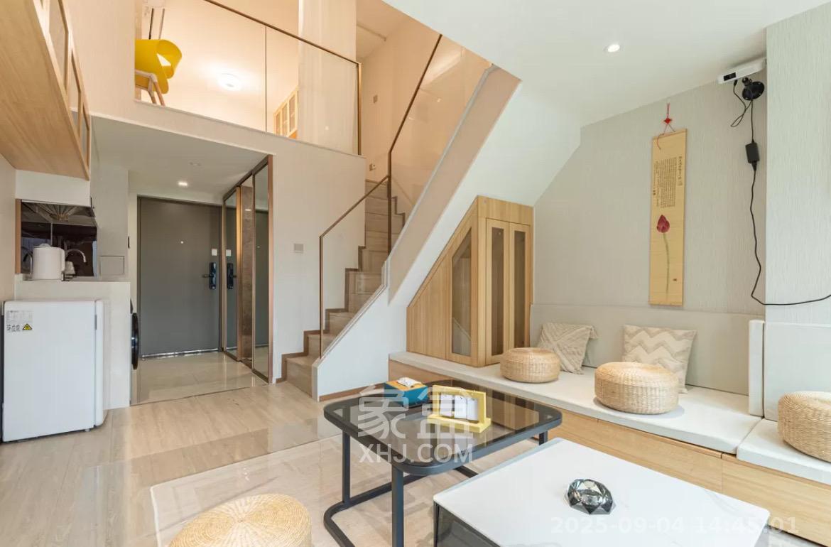 华远华时代 2室2厅1卫 2600.0元/月 华远华时代 2室2厅1卫 2600.0元/月室内图