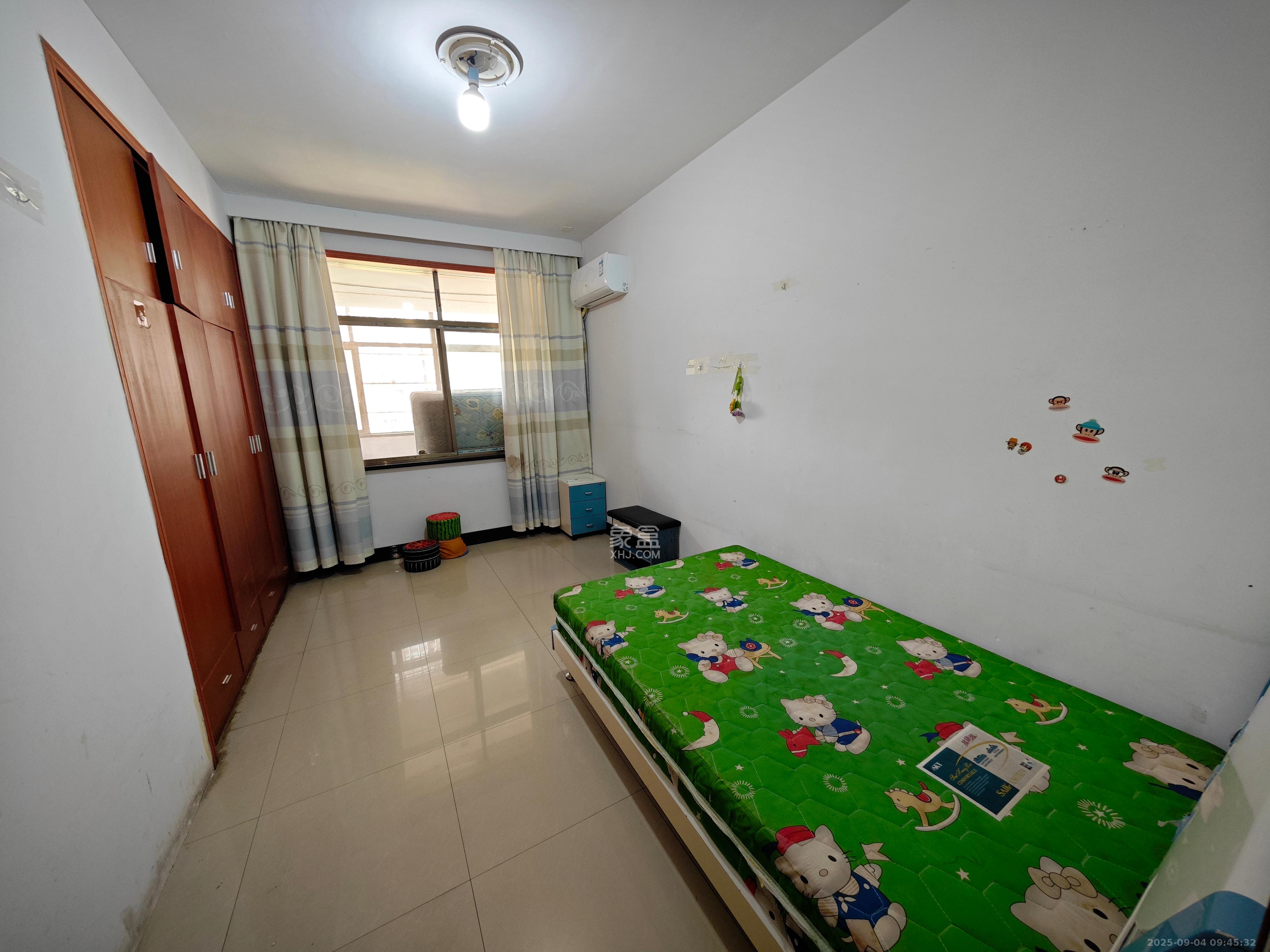 月湖安置小区（马栏山小区）  3室2厅1卫    1800.0元/月室内图