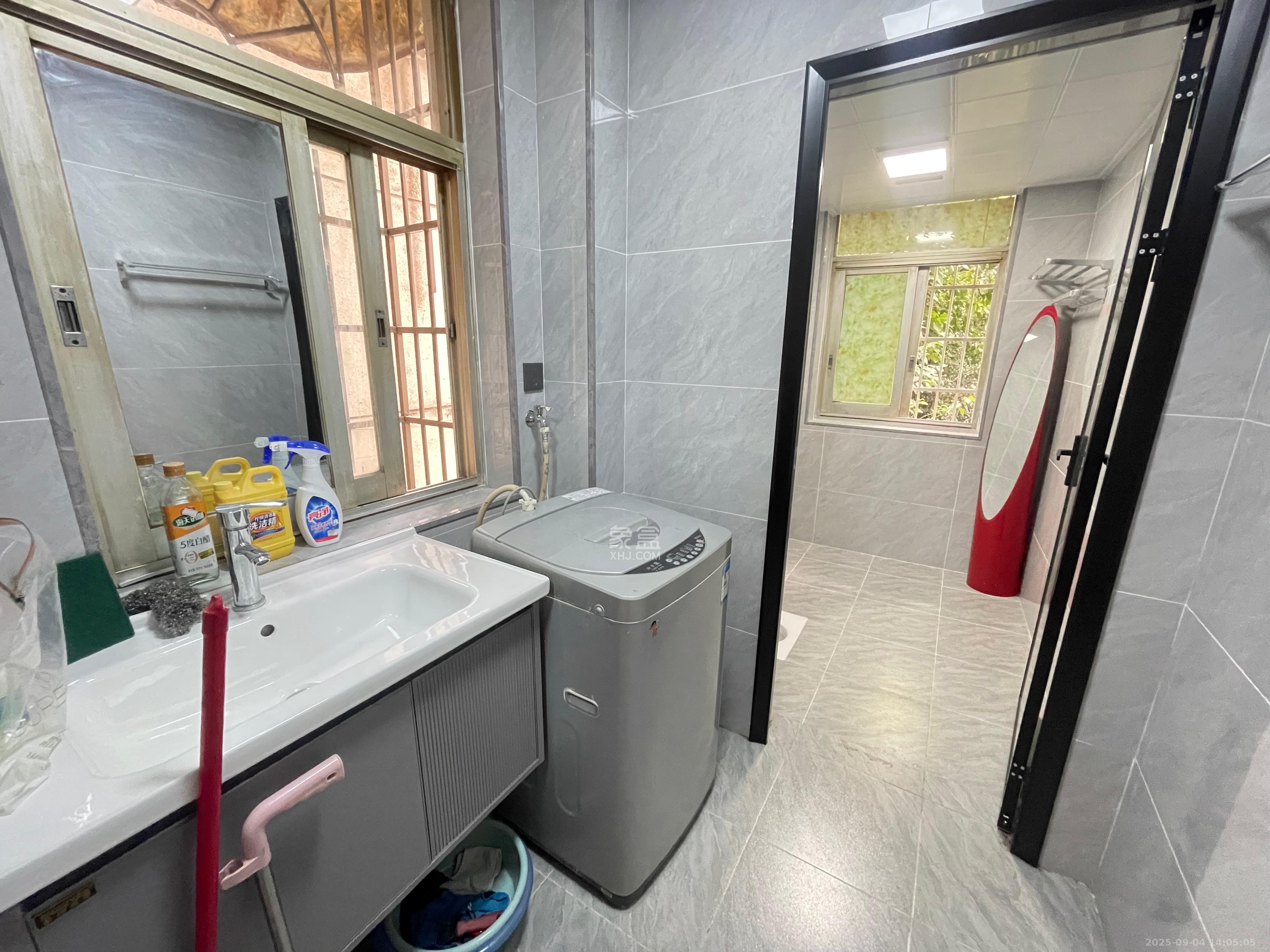 中南大学湘雅二医院大院 3室1厅1卫 3000.0元/月 中南大学湘雅二医院大院 3室1厅1卫 3000.0元/月室内图