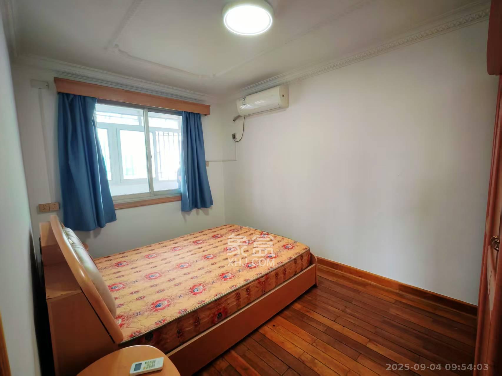 西湖新村  3室1厅1卫    1800.0元/月 西湖新村  3室1厅1卫    1800.0元/月室内图