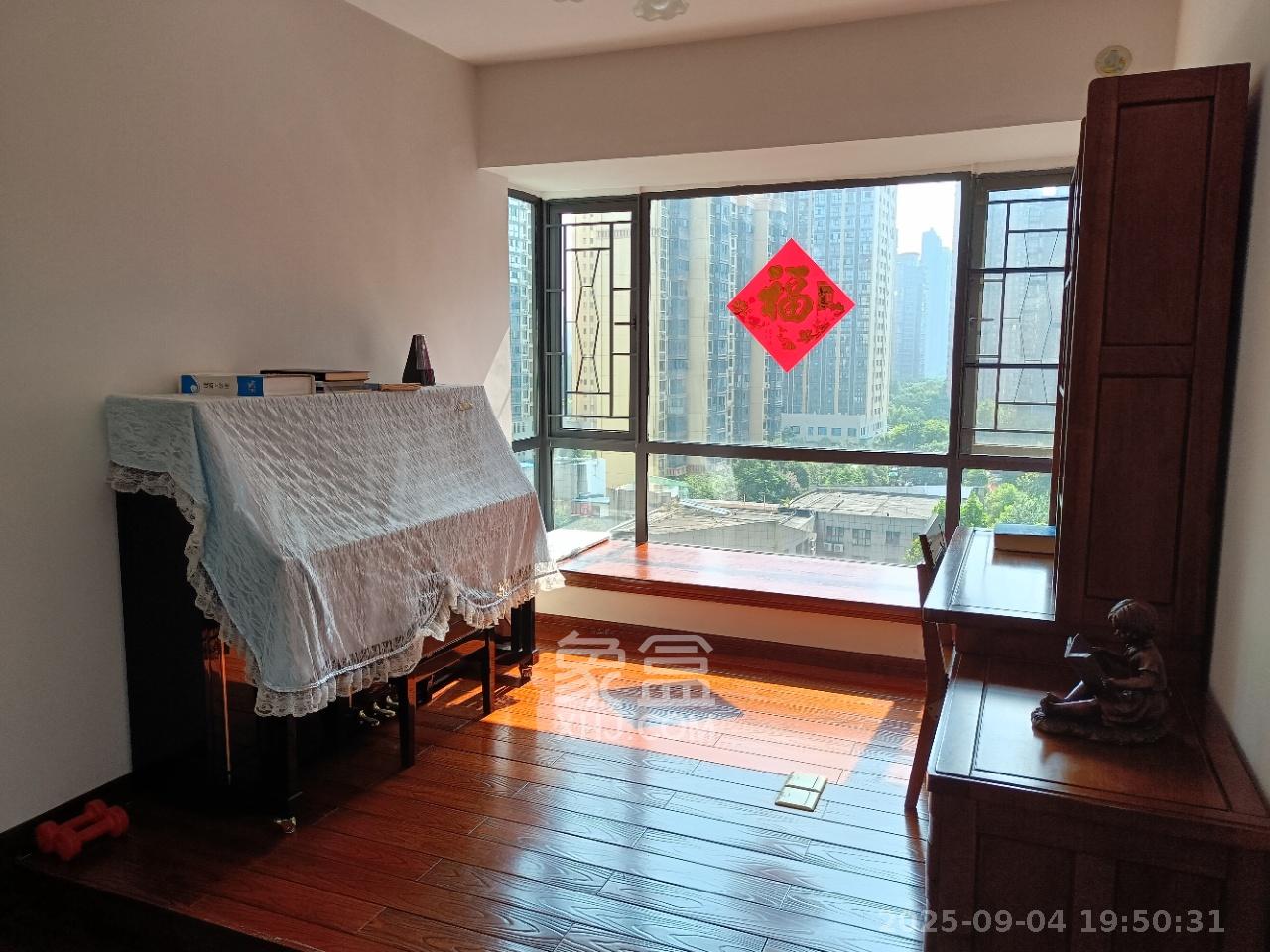 茂华国际湘  6室2厅1卫    5500.0元/月室内图