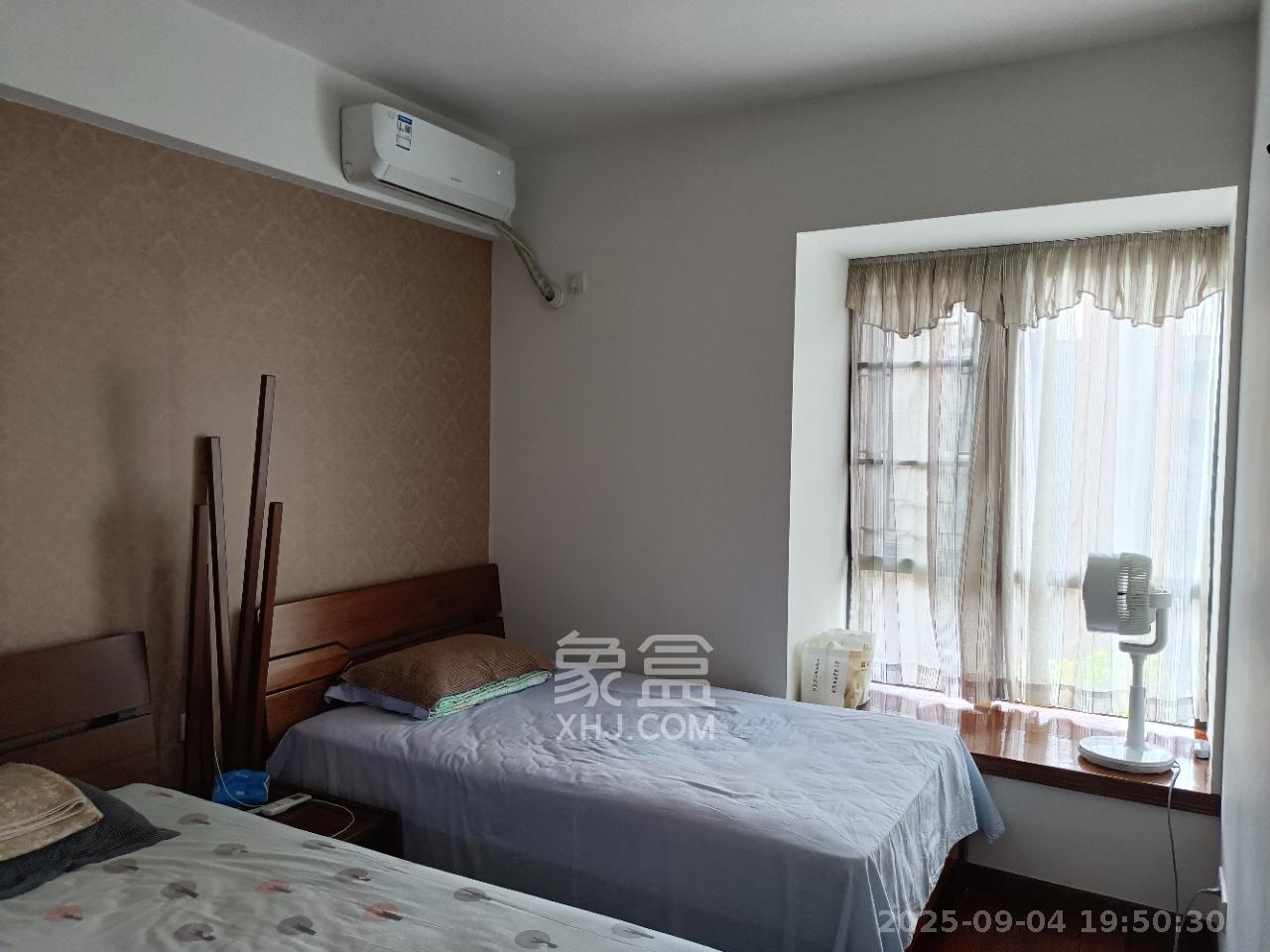 茂华国际湘 6室2厅1卫 5500.0元/月 茂华国际湘 6室2厅1卫 5500.0元/月室内图