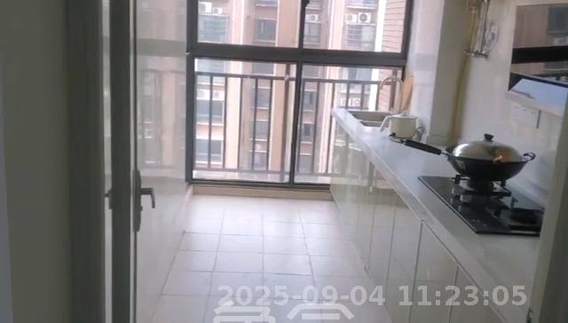 山水新城  3室2厅1卫    2000.0元/月 山水新城  3室2厅1卫    2000.0元/月