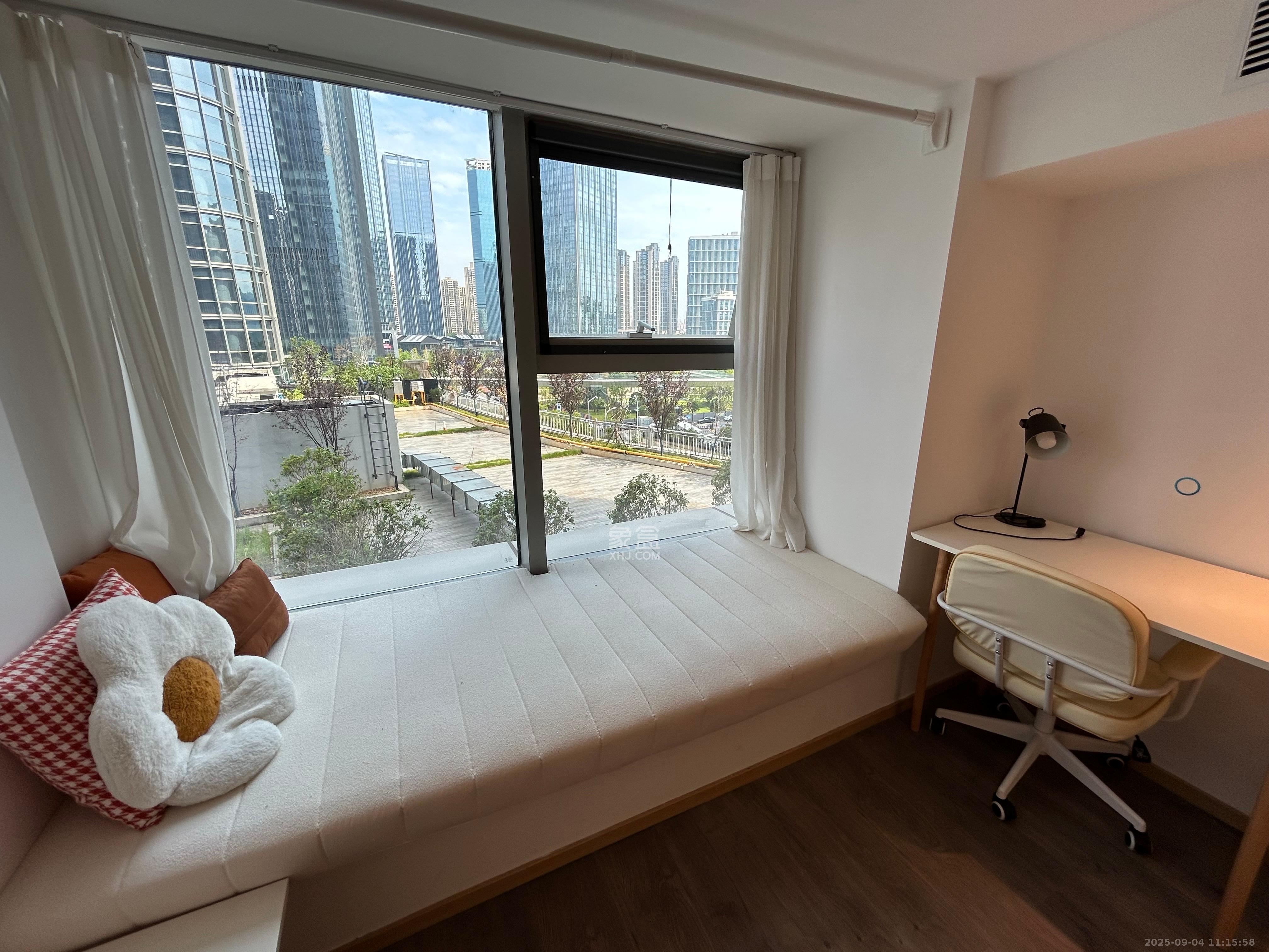 正荣梅溪紫阙台  2室1厅1卫    2400.0元/月室内图