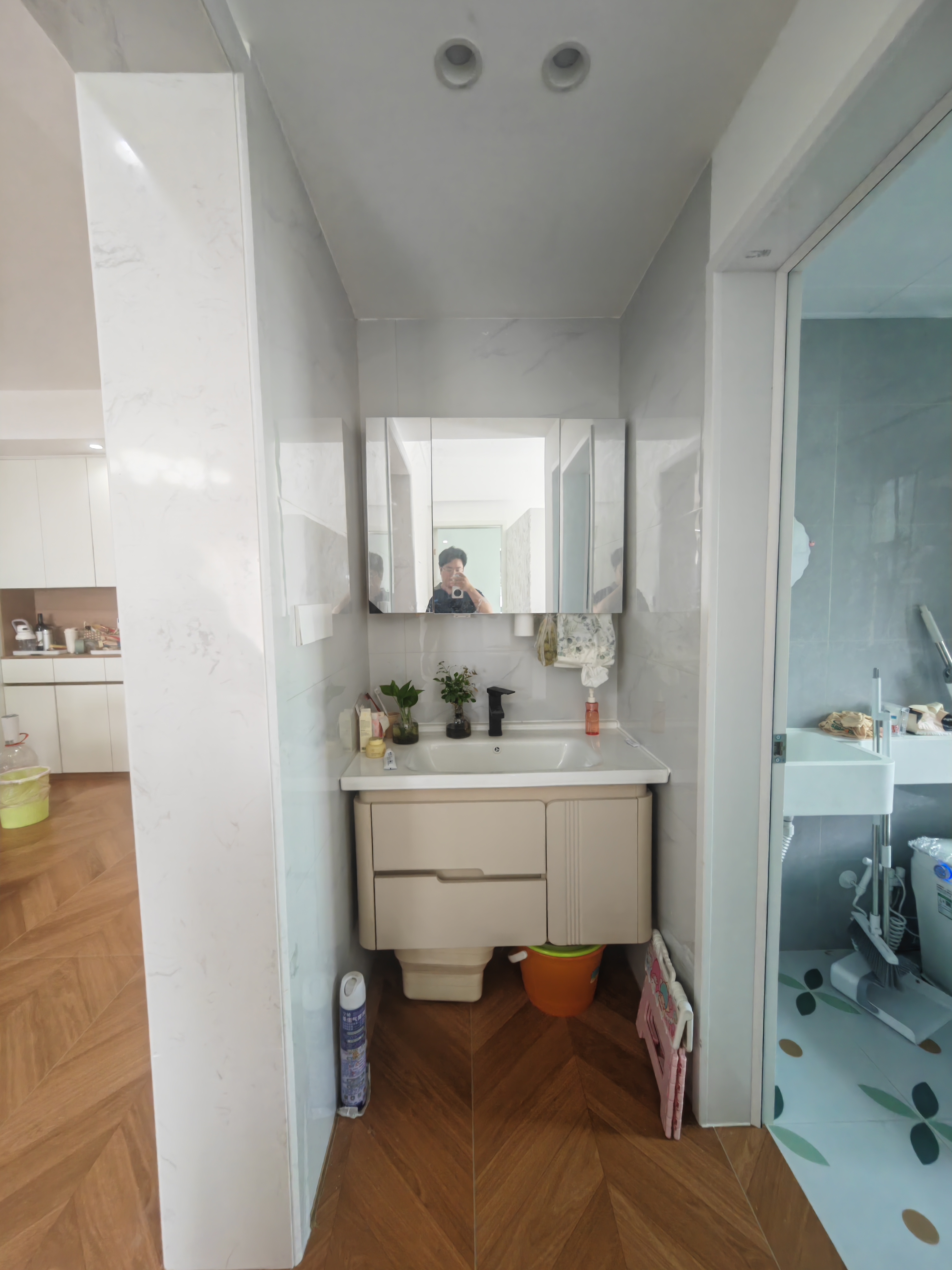 中国铁建金色蓝庭 3室2厅1卫 2000.0元/月 中国铁建金色蓝庭 3室2厅1卫 2000.0元/月室内图