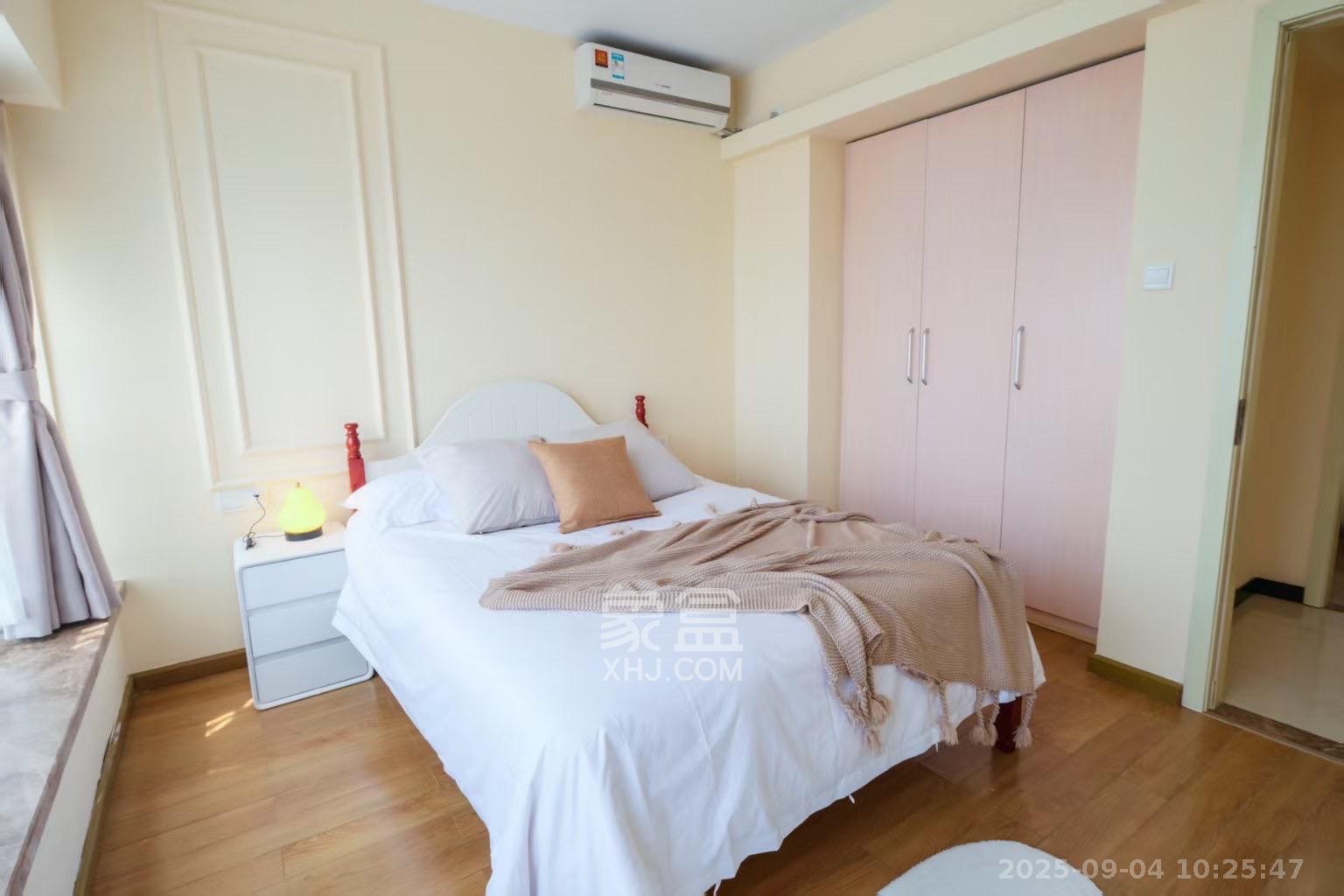 融科檀香山(融科紫檀、香山国际) 1室2厅1卫 3200.0元/月 融科檀香山(融科紫檀、香山国际) 1室2厅1卫 3200.0元/月室内图