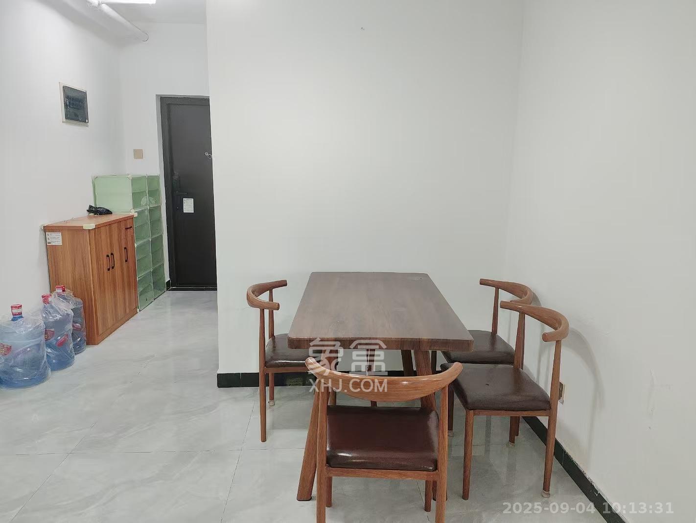 保利天禧D区  3室2厅1卫    2800.0元/月 保利天禧D区  3室2厅1卫    2800.0元/月室内图