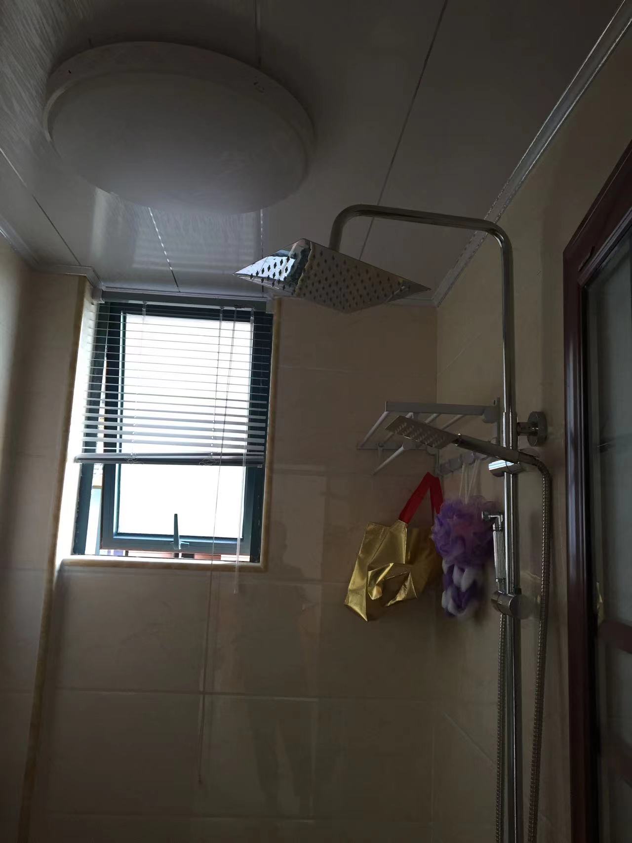 亚太.银泉花园  2室2厅1卫    2000.0元/月 亚太.银泉花园  2室2厅1卫    2000.0元/月室内图