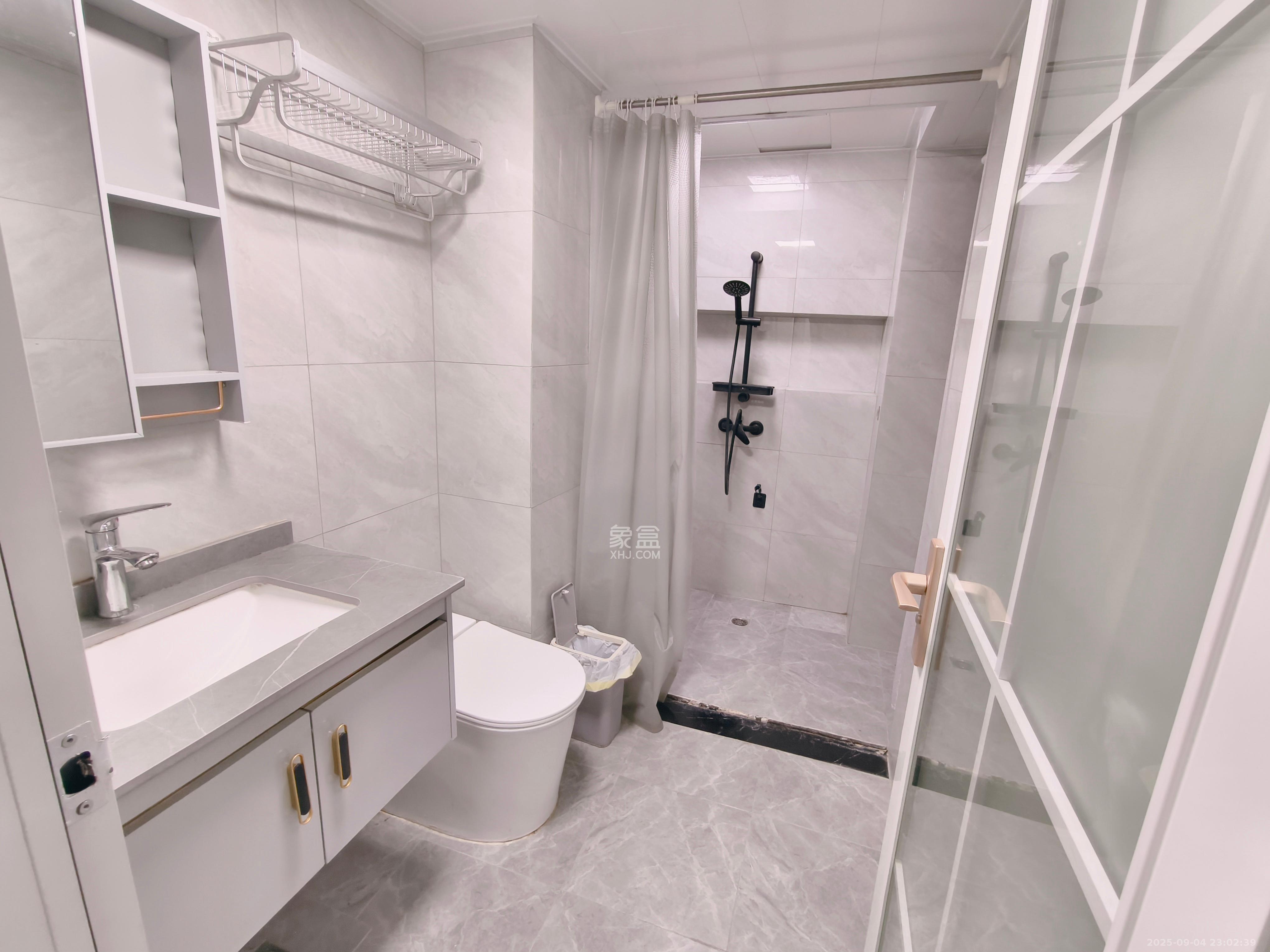 鹏程府  2室1厅1卫    2800.0元/月 鹏程府  2室1厅1卫    2800.0元/月室内图