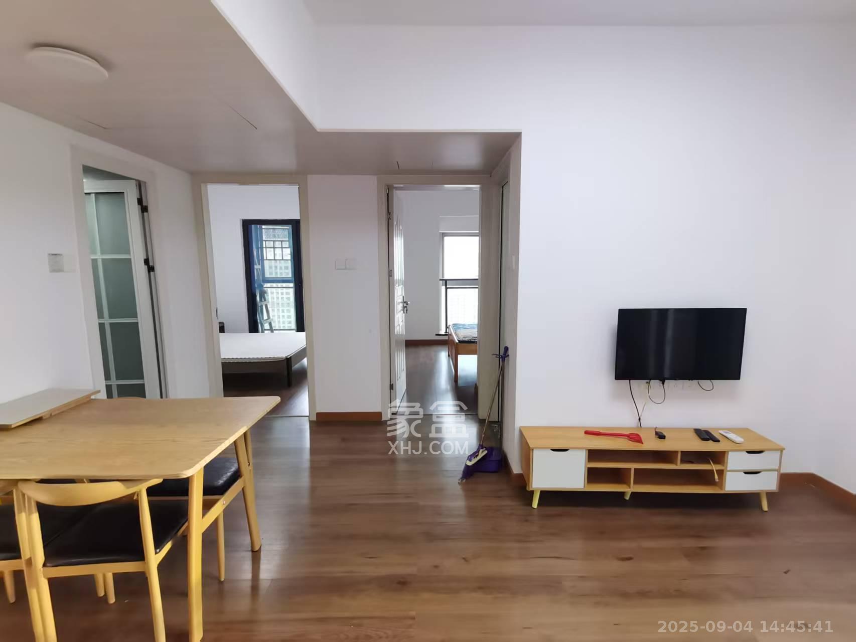 美林美寓  2室1厅1卫    2600.0元/月 美林美寓  2室1厅1卫    2600.0元/月室内图