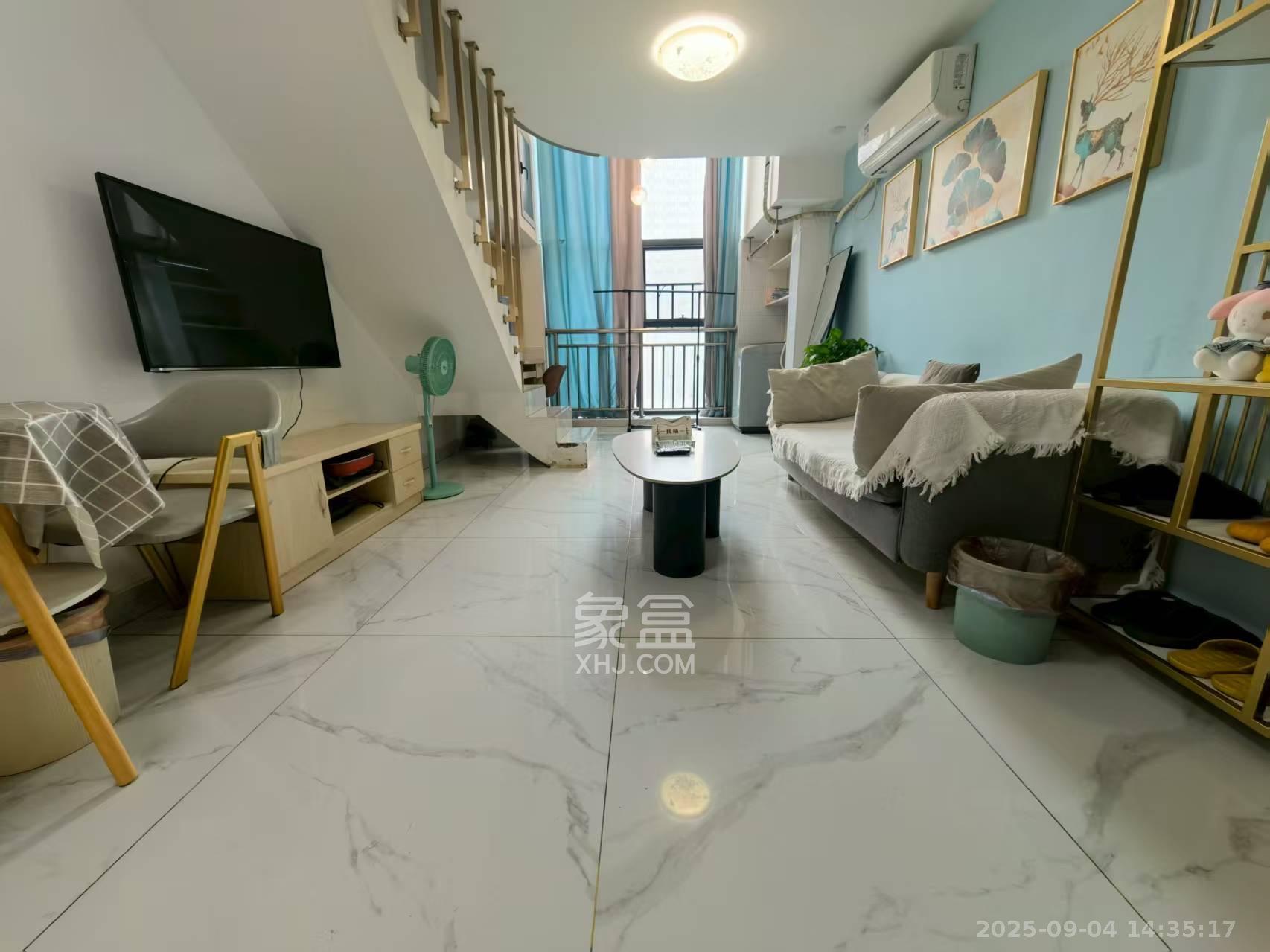 东盈商业广场(华泉城市广场)  2室1厅1卫    2400.0元/月 东盈商业广场(华泉城市广场)  2室1厅1卫    2400.0元/月室内图