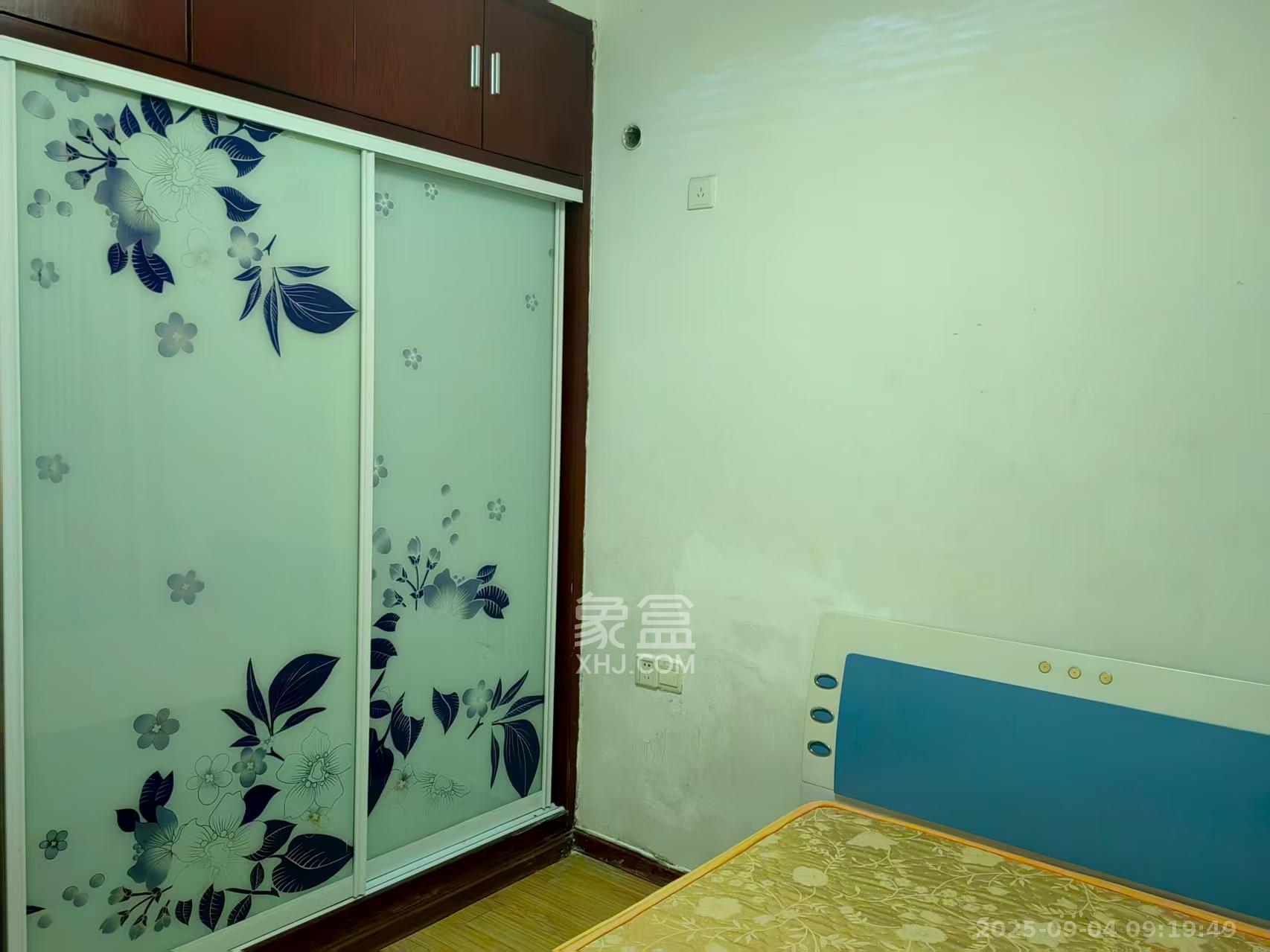 长沙玫瑰园  3室2厅2卫    2200.0元/月室内图