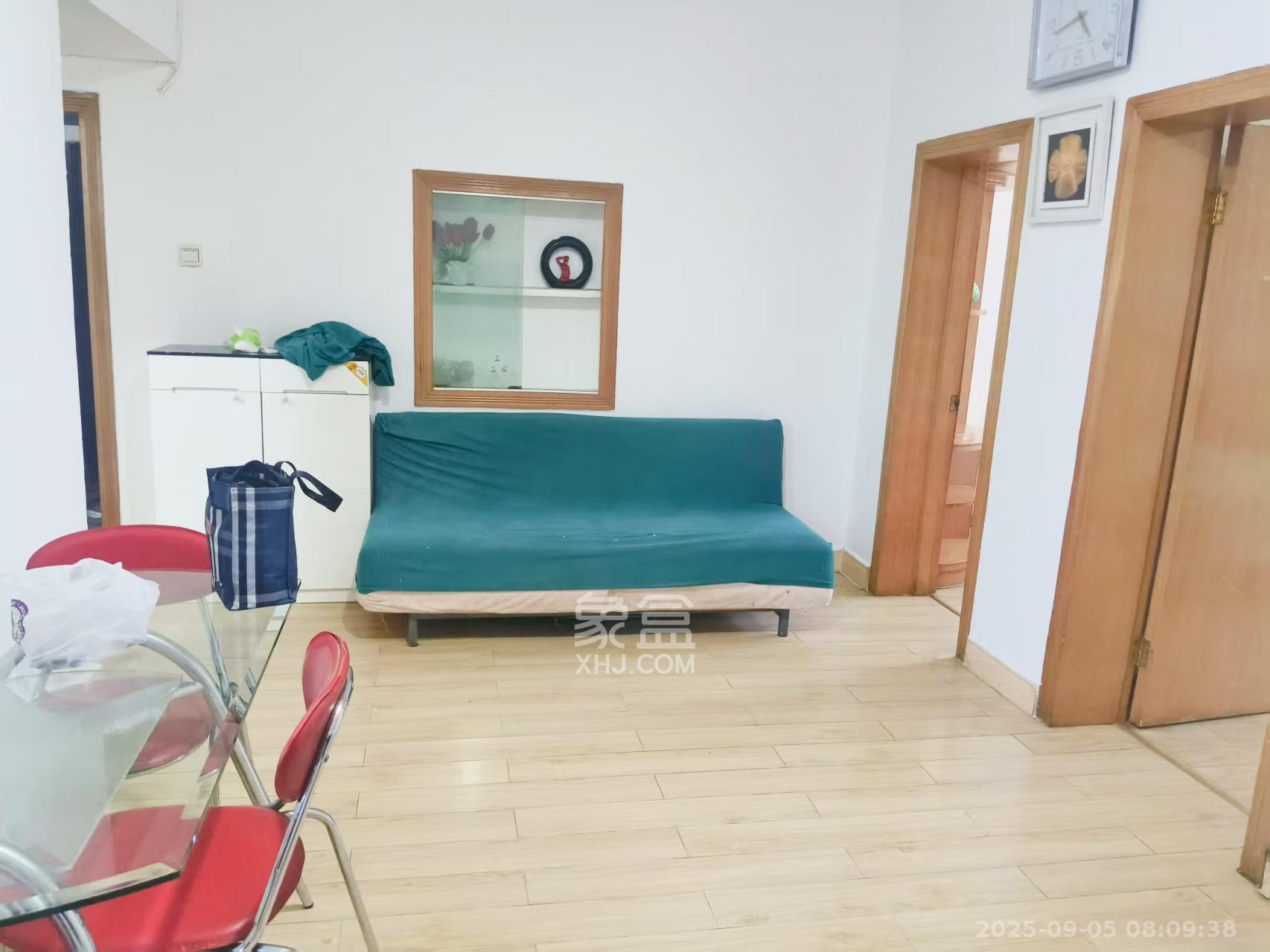 老检察院宿舍 2室1厅1卫 1600.0元/月 老检察院宿舍 2室1厅1卫 1600.0元/月室内图