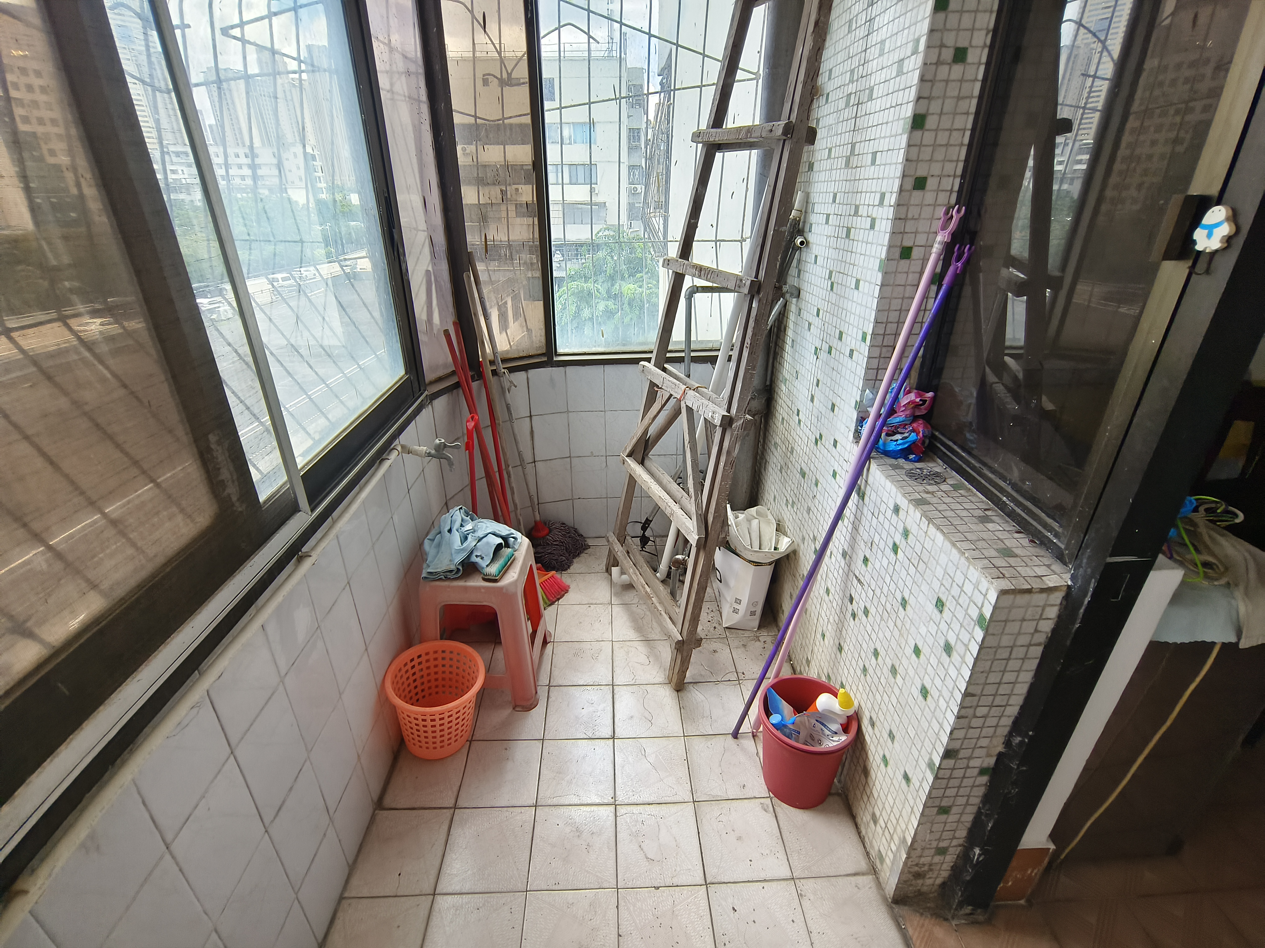 复转军官公寓 3室2厅1卫 1700.0元/月 复转军官公寓 3室2厅1卫 1700.0元/月室内图