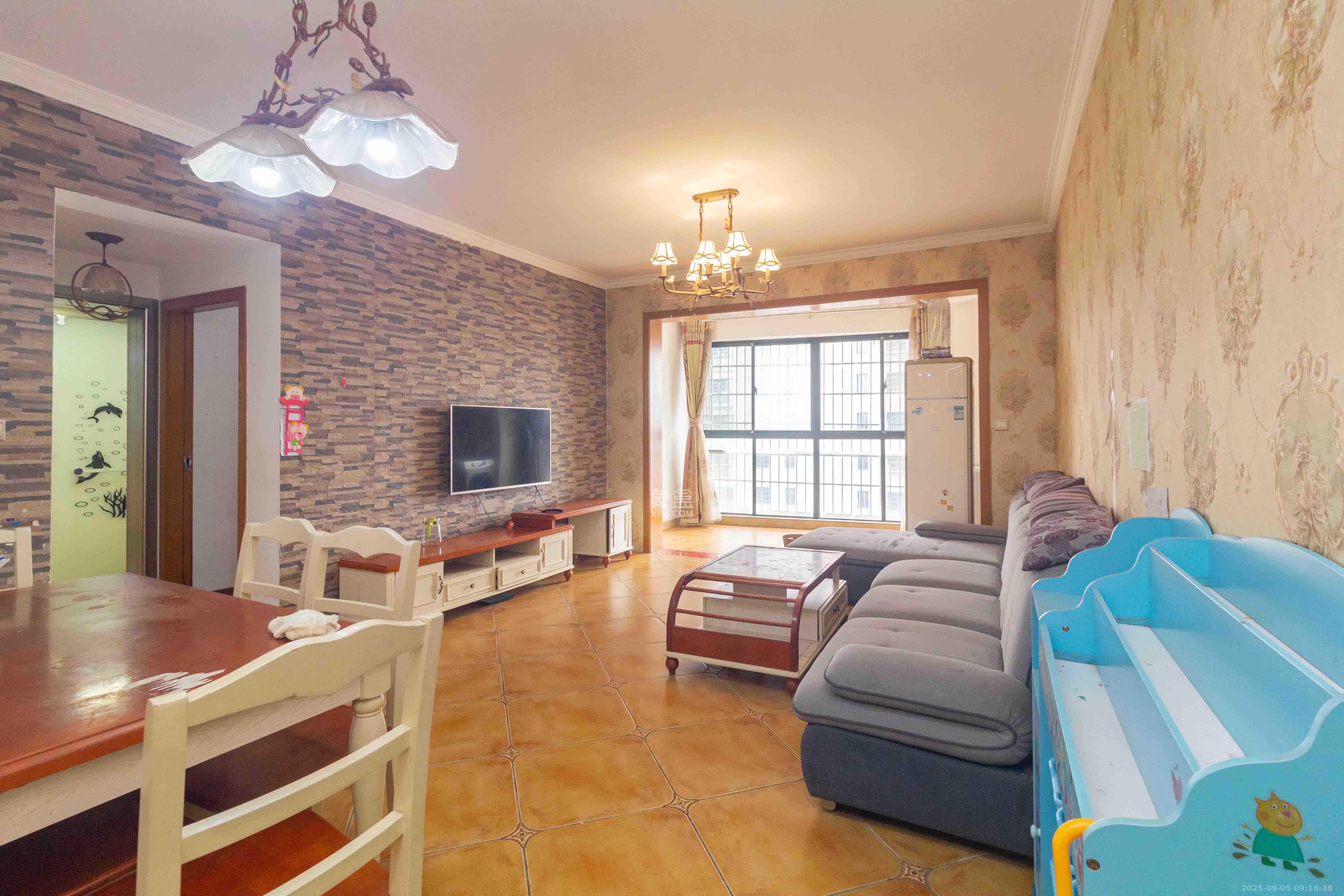 才子佳郡 3室2厅1卫 2200.0元/月 才子佳郡 3室2厅1卫 2200.0元/月室内图