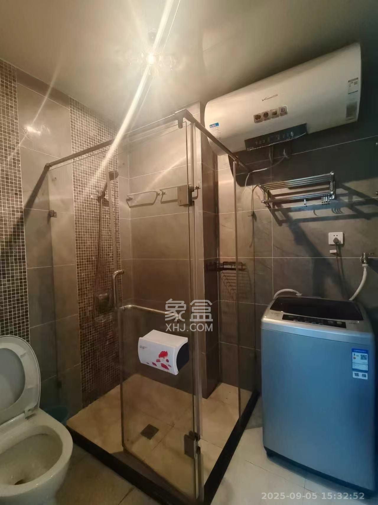 潇湘名城(新里程潇湘名城) 1室1厅1卫 1600.0元/月 潇湘名城(新里程潇湘名城) 1室1厅1卫 1600.0元/月室内图