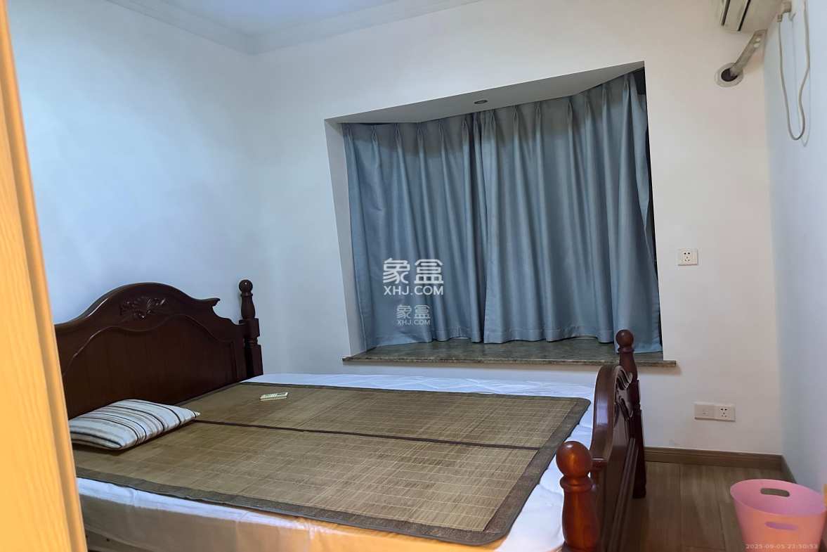 未来现代城 4室2厅2卫 2600.0元/月 未来现代城 4室2厅2卫 2600.0元/月室内图