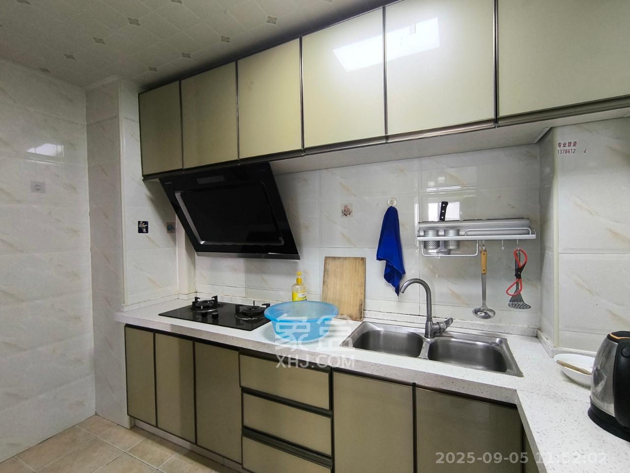 海伦堡爱ME城市  3室2厅1卫   2300.00元/月室内图