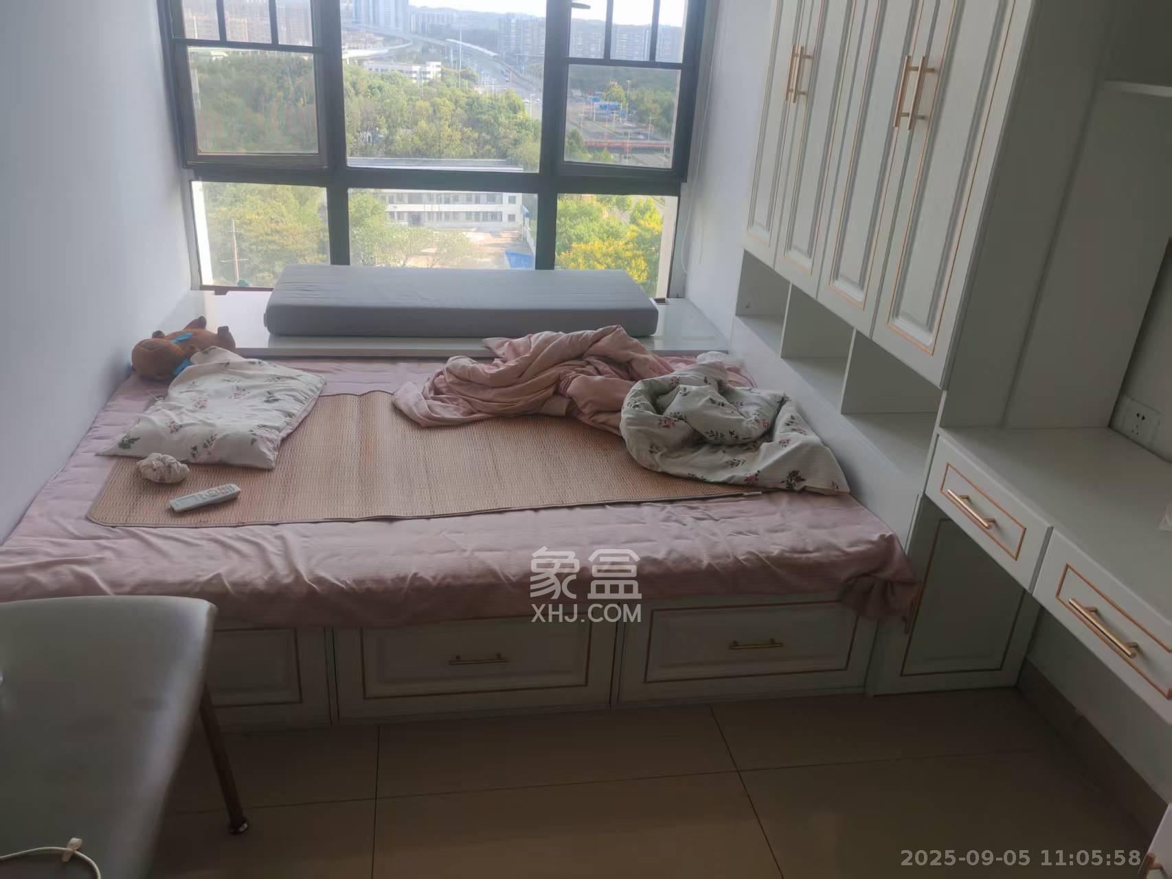 中建芙蓉工社 1室1厅1卫 1200.0元/月 中建芙蓉工社 1室1厅1卫 1200.0元/月室内图