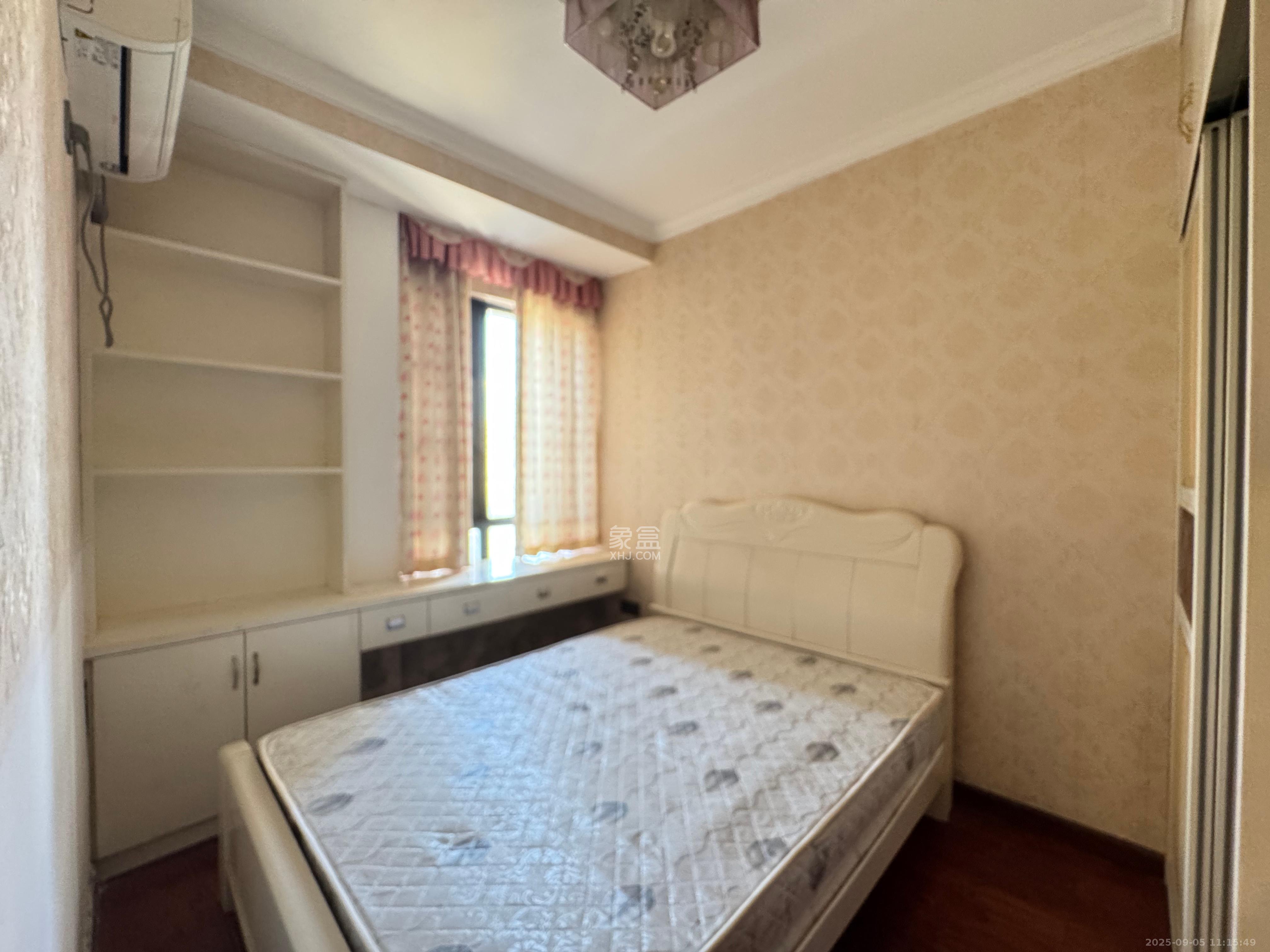 万博汇  3室2厅1卫    3000.0元/月 万博汇  3室2厅1卫    3000.0元/月室内图1