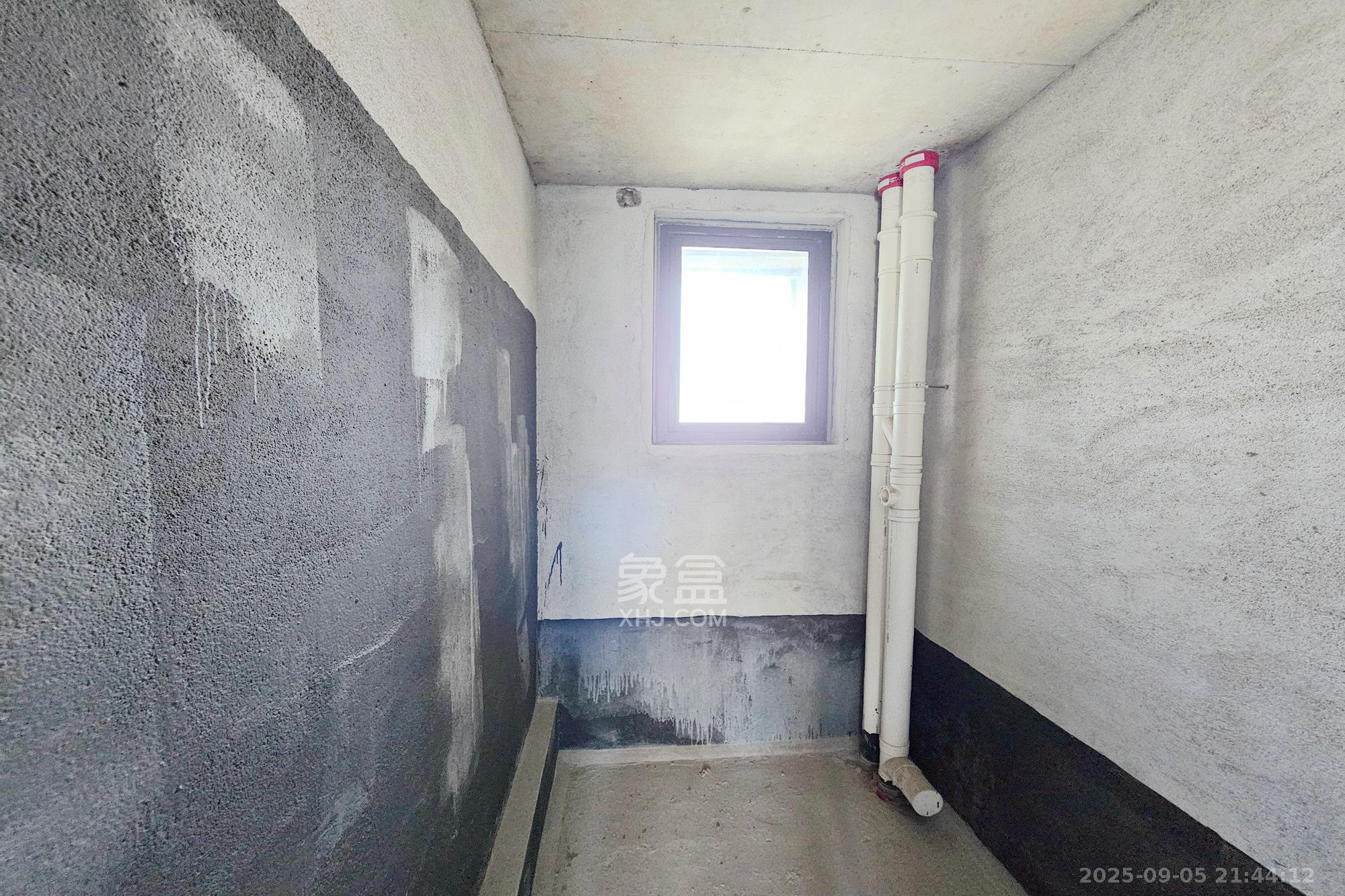 明昇壹城(明昇时代广场)二期 4室2厅2卫 175.0万 明昇壹城(明昇时代广场)二期 4室2厅2卫 175.0万其他