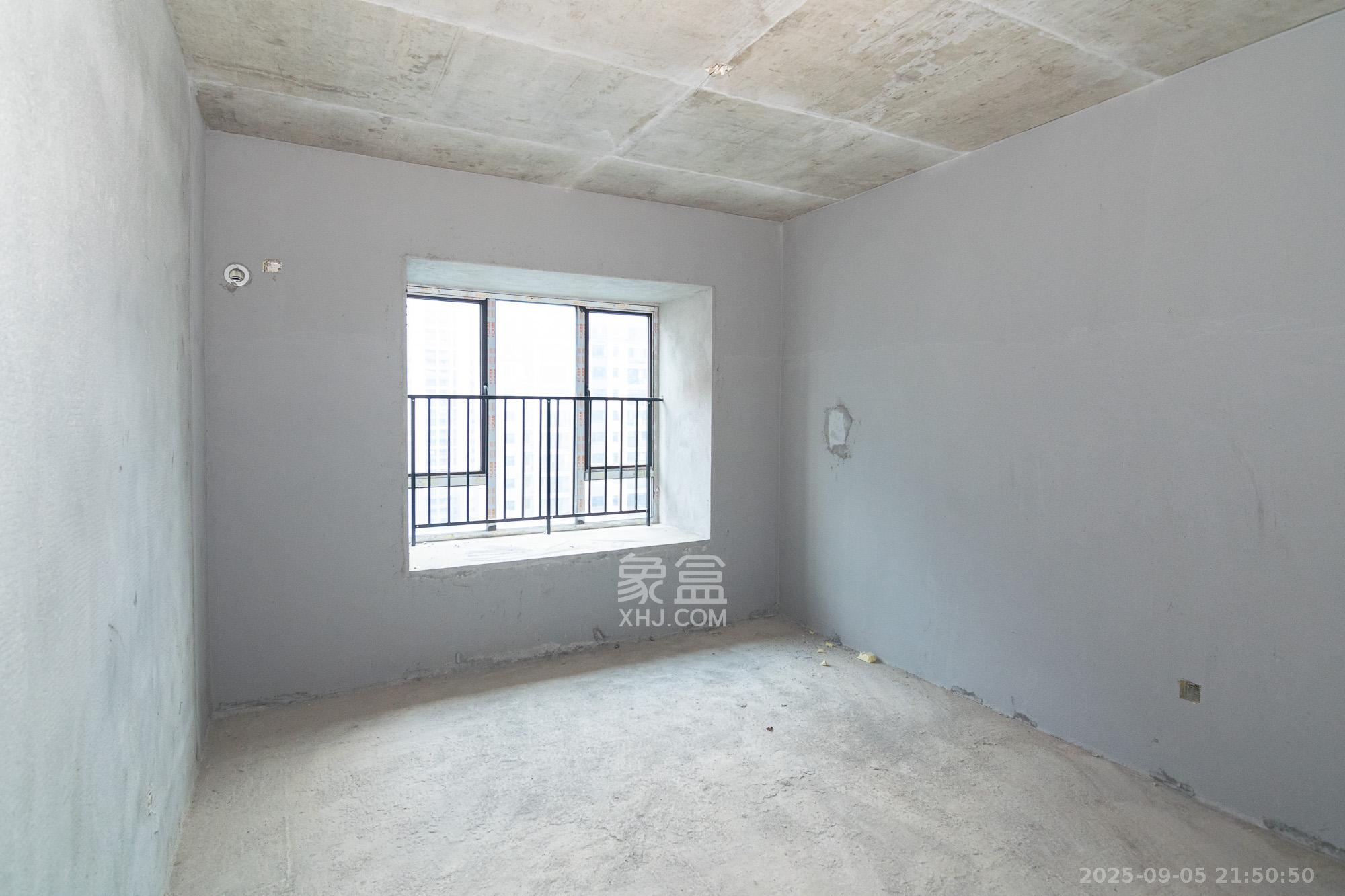 大汉汉府一期  4室2厅2卫    83.0万 大汉汉府一期  4室2厅2卫    83.0万卧室