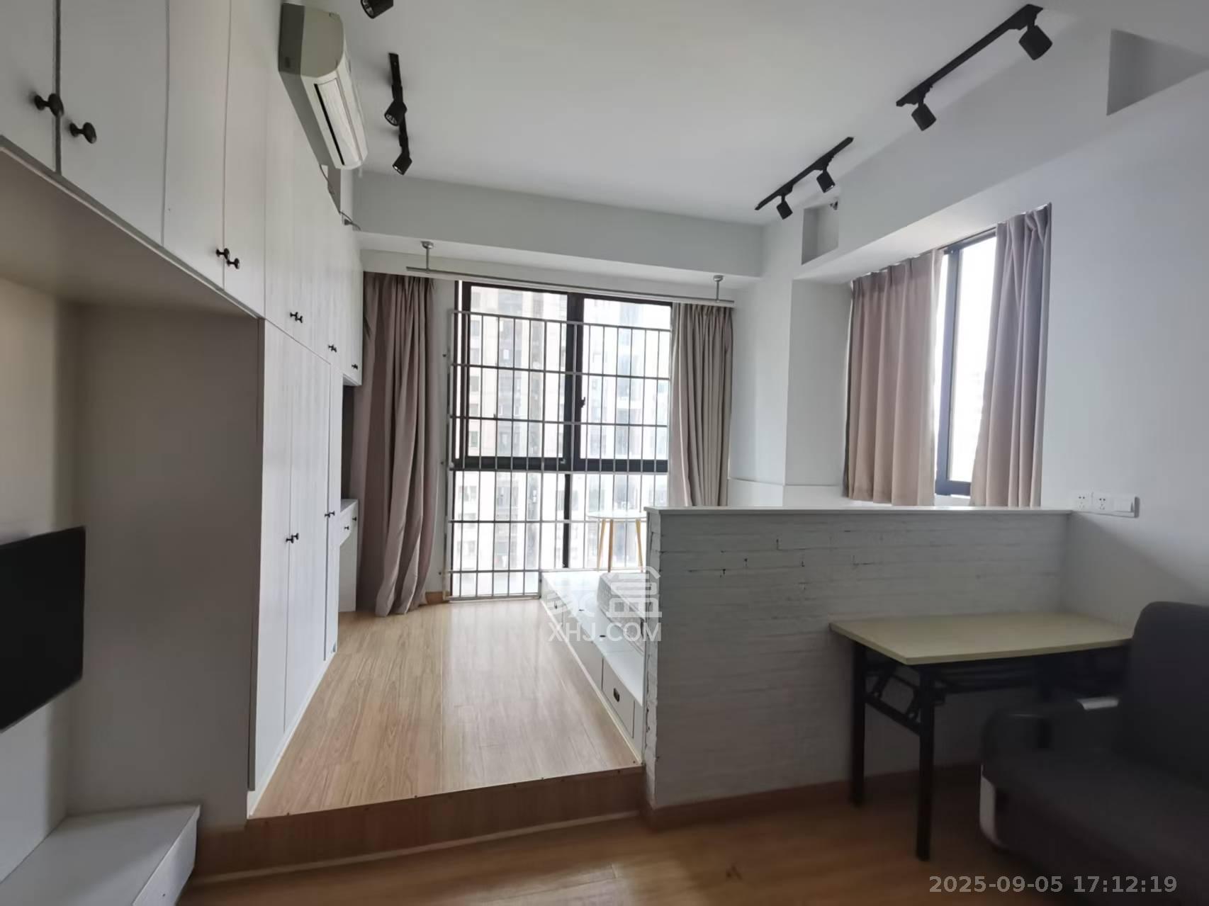 金茂梅溪湖  1室1厅1卫    1400.0元/月室内图