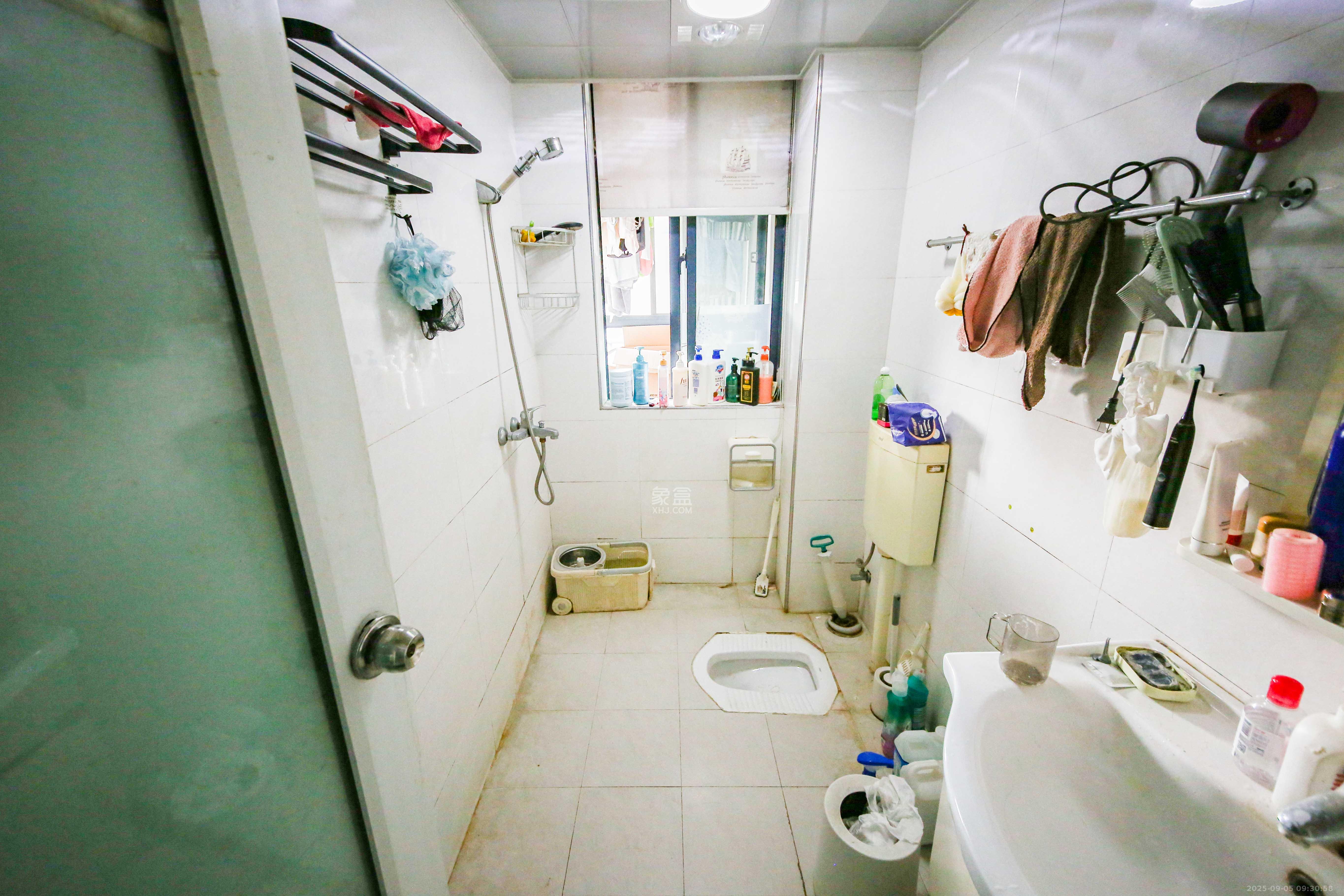 钱隆学府一、二期  2室2厅1卫    79.0万 钱隆学府一、二期  2室2厅1卫    79.0万卫生间